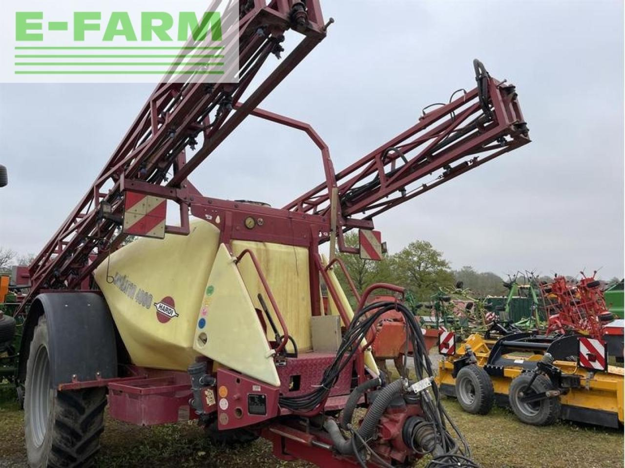 Hardi navigator 4000 - מרסס נגרר: תמונה 2 Hardi navigator 4000 - מרסס נגרר: תמונה 2