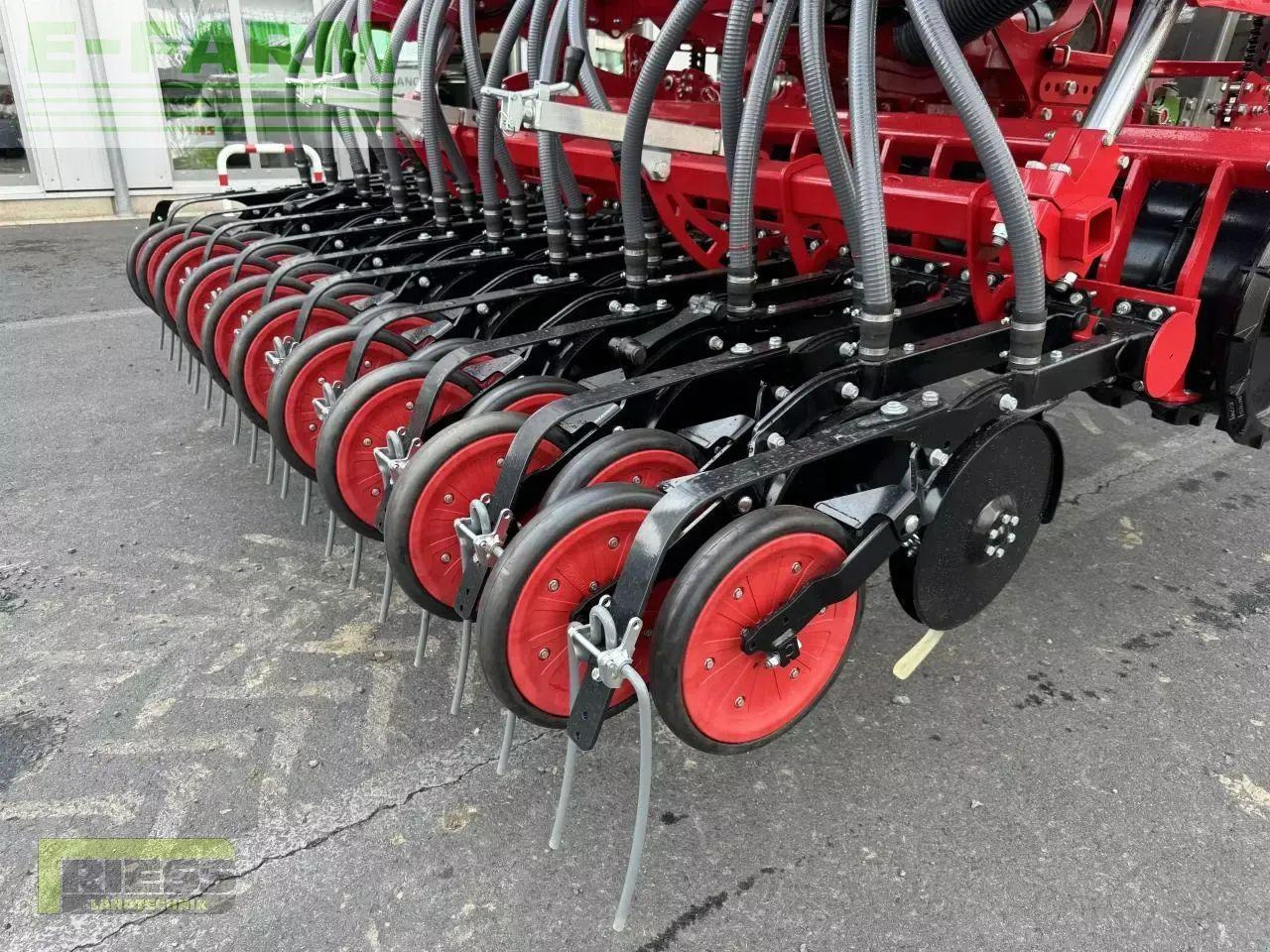 Horsch express 3 kr - מקדחת זריעה משולבת: תמונה 5 Horsch express 3 kr - מקדחת זריעה משולבת: תמונה 5