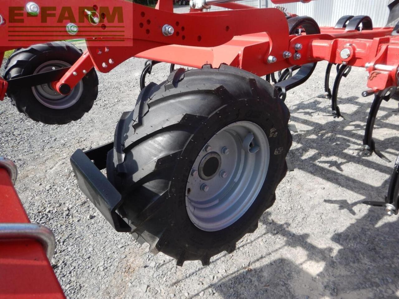 Horsch finer 5 sl 4 x tiefenräder mech. tf - קלטרת: תמונה 5 Horsch finer 5 sl 4 x tiefenräder mech. tf - קלטרת: תמונה 5