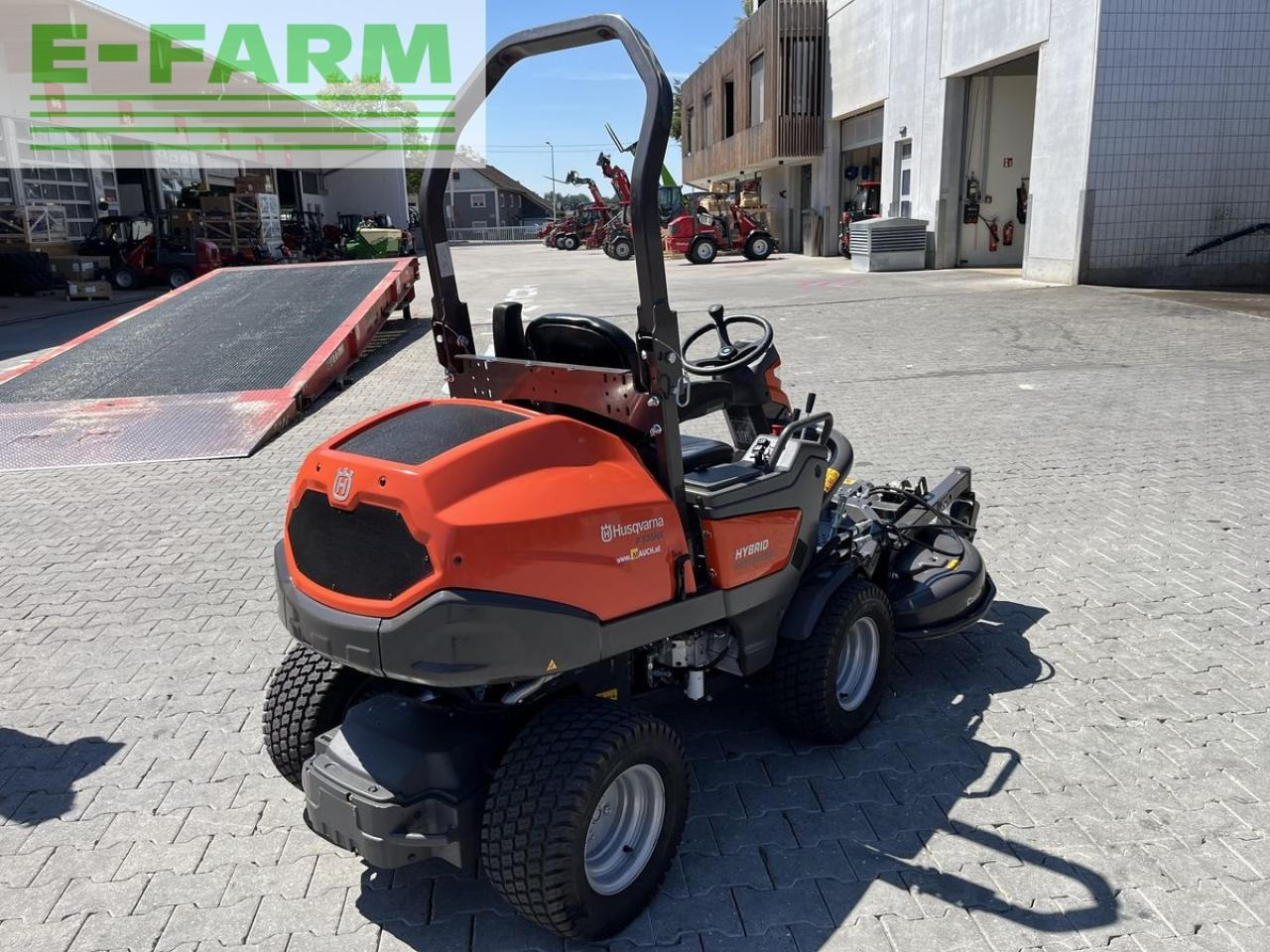 Husqvarna p 535hx hybrid rider nur 10h - טרקטור חקלאי: תמונה 5 Husqvarna p 535hx hybrid rider nur 10h - טרקטור חקלאי: תמונה 5