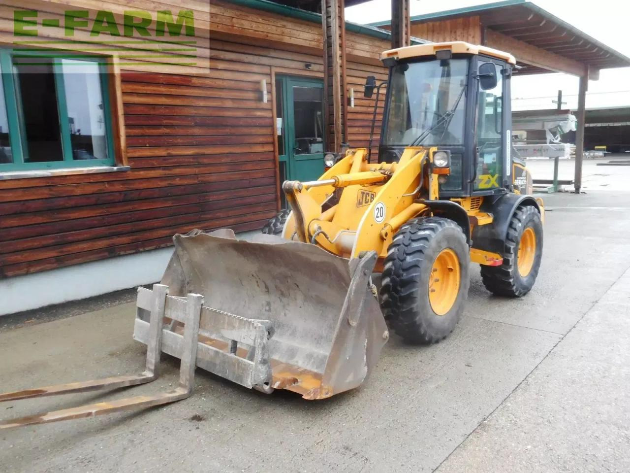 JCB 407 ( 5.400kg ) mit schaufel + gabel - מיני מחפר: תמונה 2 JCB 407 ( 5.400kg ) mit schaufel + gabel - מיני מחפר: תמונה 2