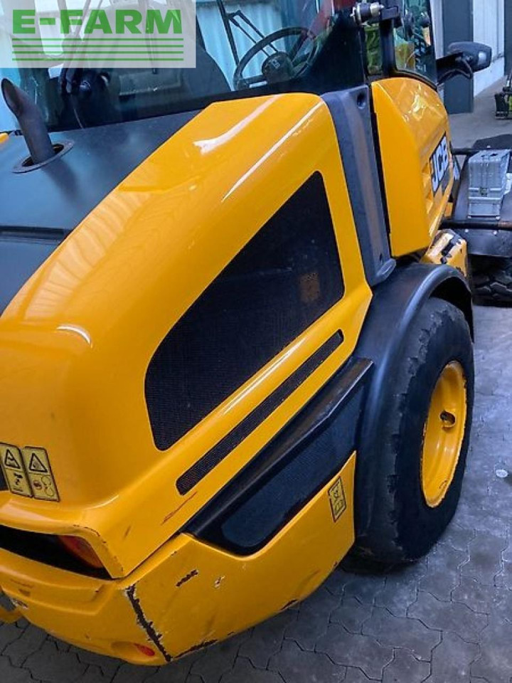 מיני מחפר JCB 407: תמונה 7