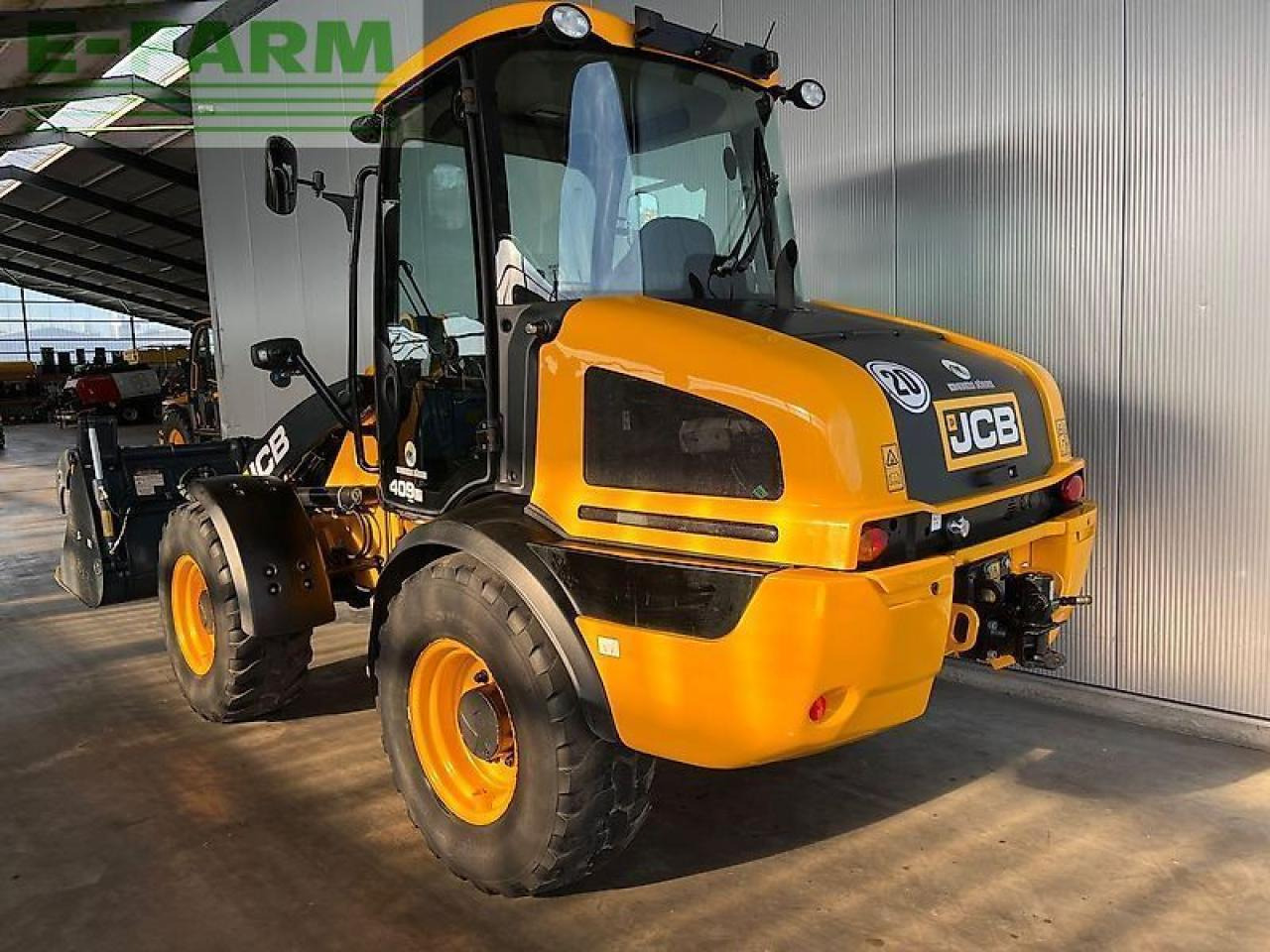 JCB 409 agri - מיני מחפר: תמונה 2 JCB 409 agri - מיני מחפר: תמונה 2