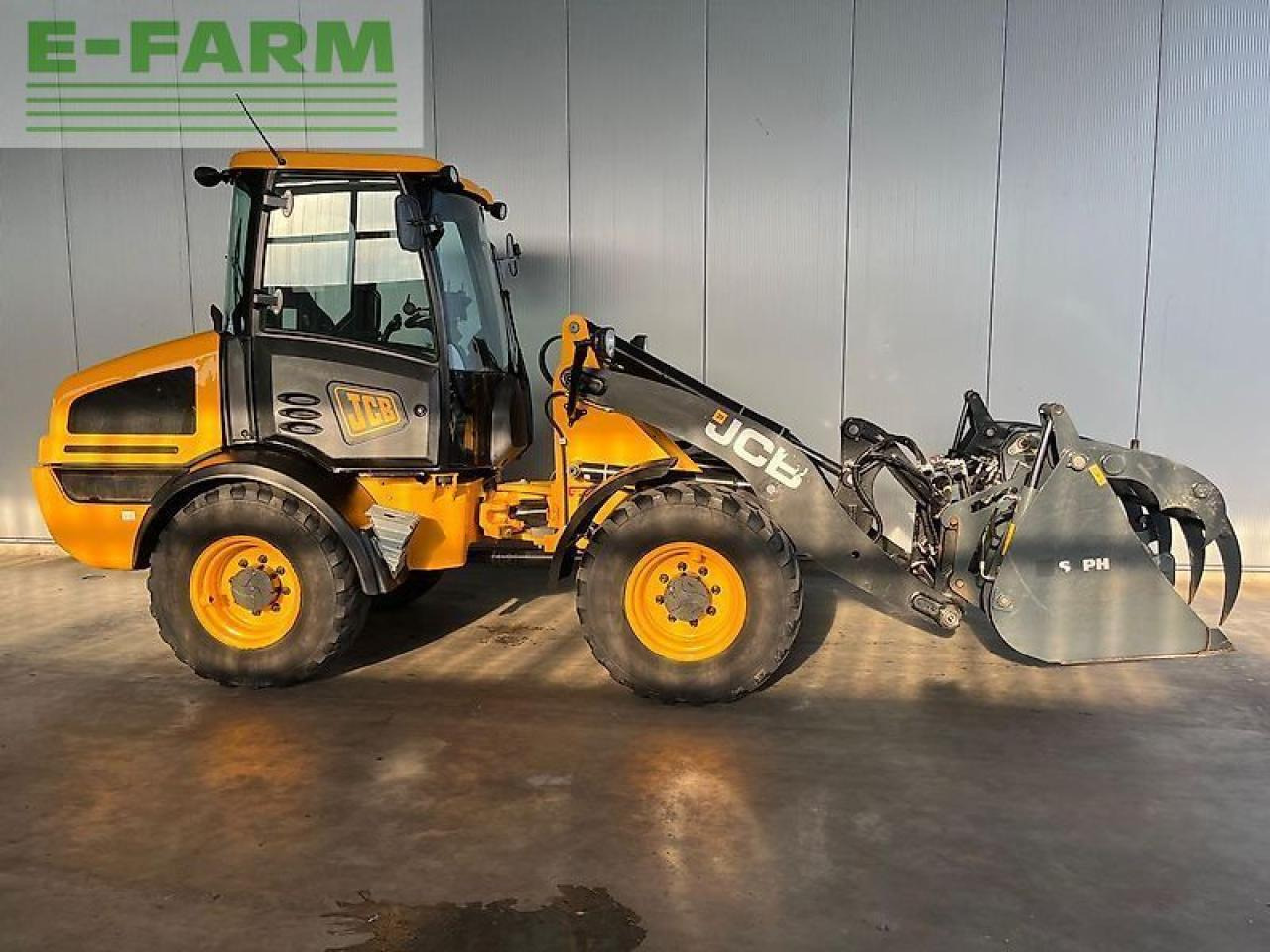 JCB 409 agri - מיני מחפר: תמונה 4 JCB 409 agri - מיני מחפר: תמונה 4