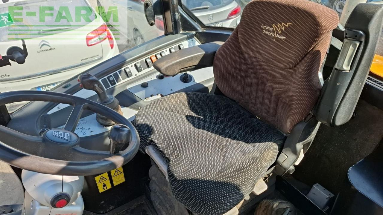 מיני מחפר JCB 409: תמונה 9