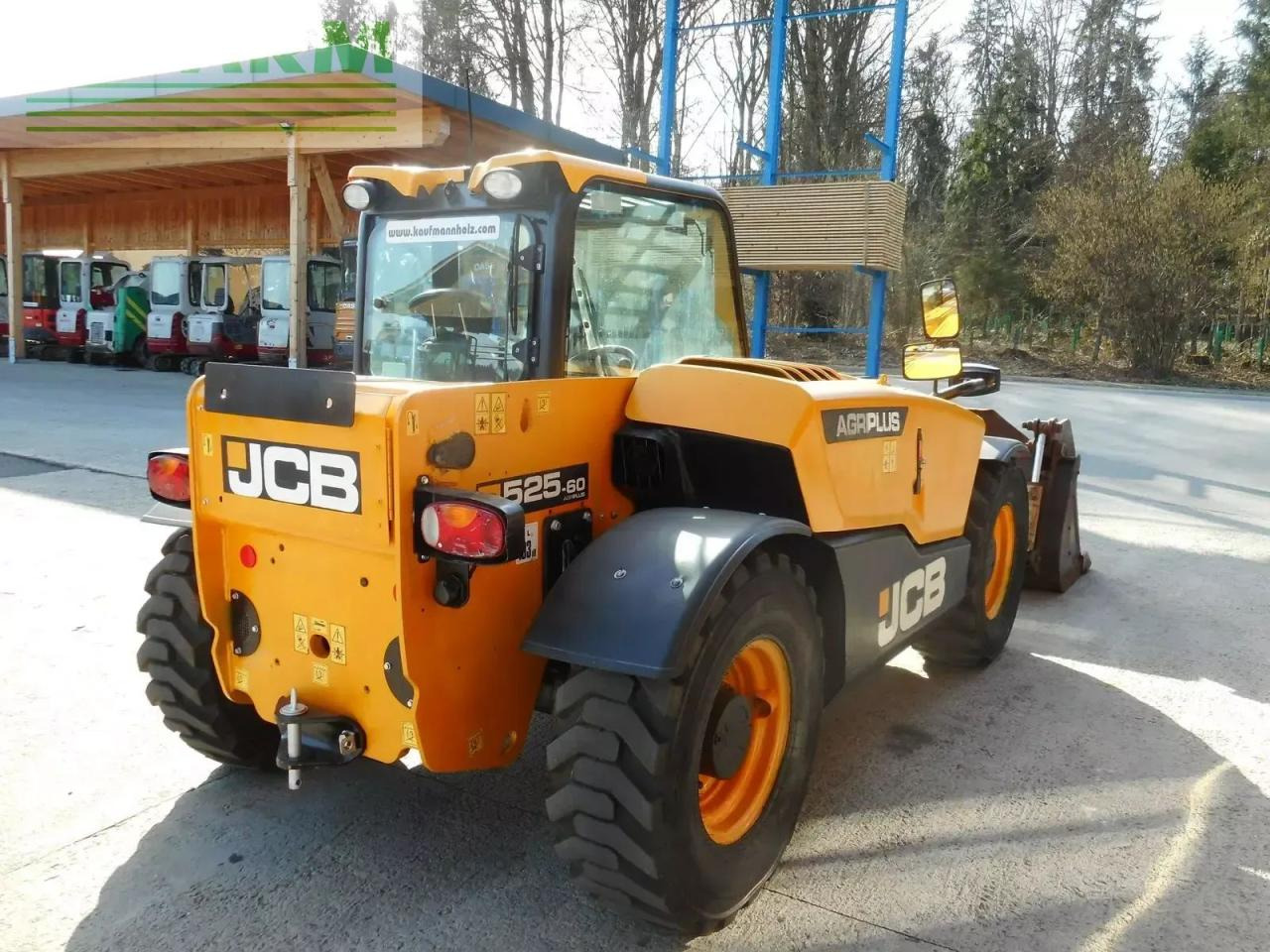 JCB 525-60 agriplus mit greiferschaufel und paletten - מפעיל טלסקופי: תמונה 4 JCB 525-60 agriplus mit greiferschaufel und paletten - מפעיל טלסקופי: תמונה 4