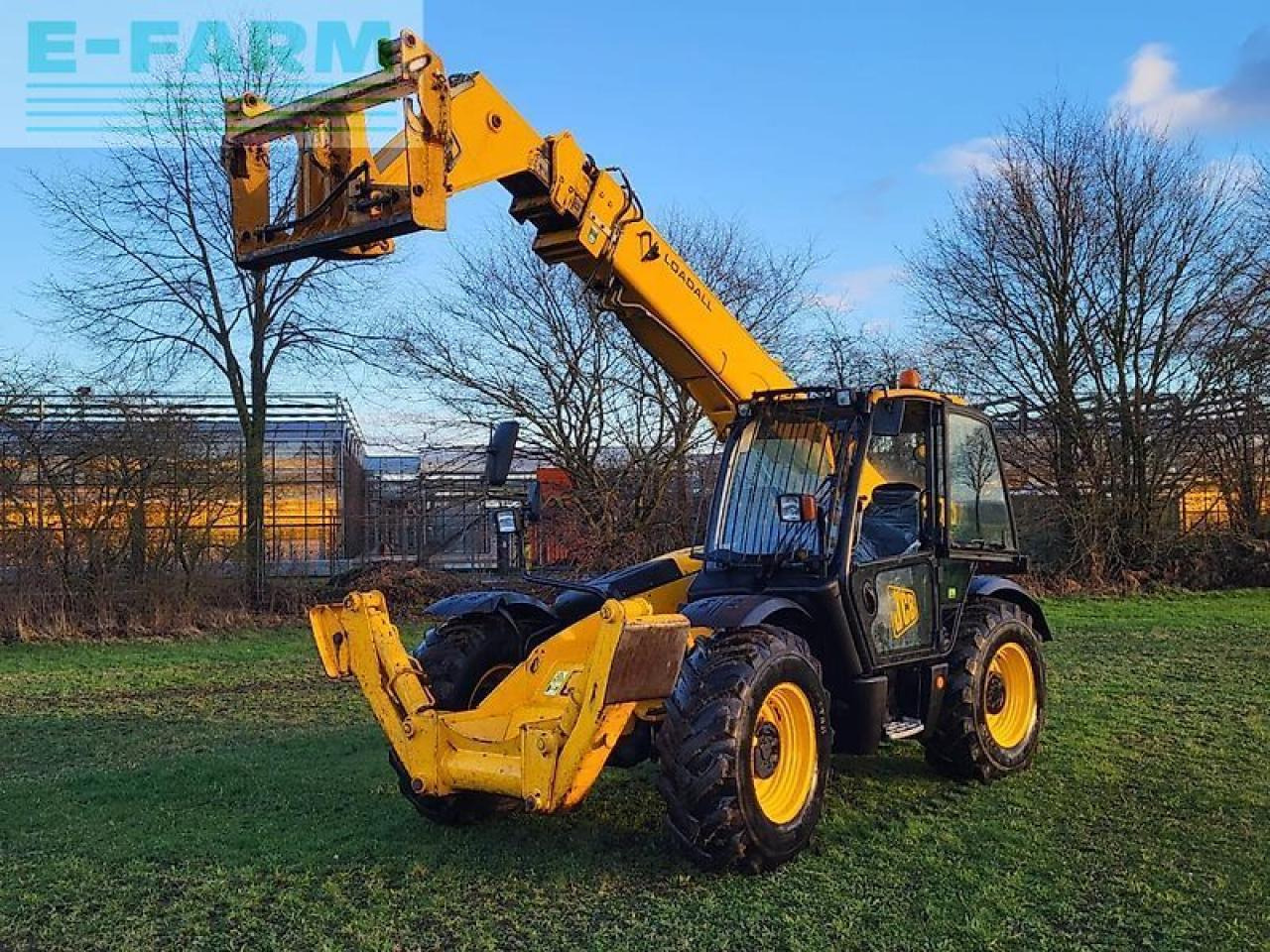 JCB 533-105 - מפעיל טלסקופי: תמונה 1 JCB 533-105 - מפעיל טלסקופי: תמונה 1