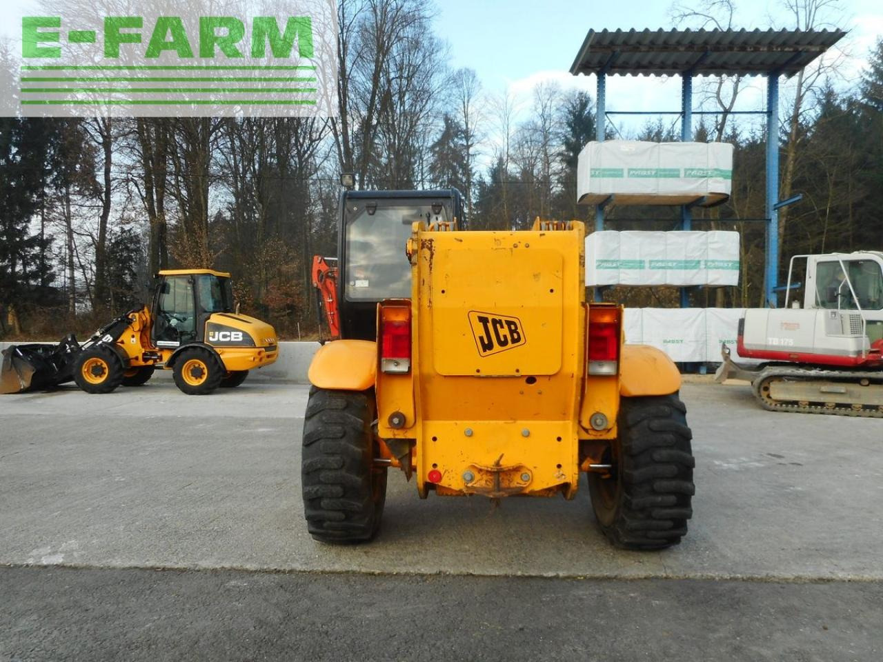 JCB 537-135 ( 3,7t - 13,5m ) - מפעיל טלסקופי: תמונה 3 JCB 537-135 ( 3,7t - 13,5m ) - מפעיל טלסקופי: תמונה 3