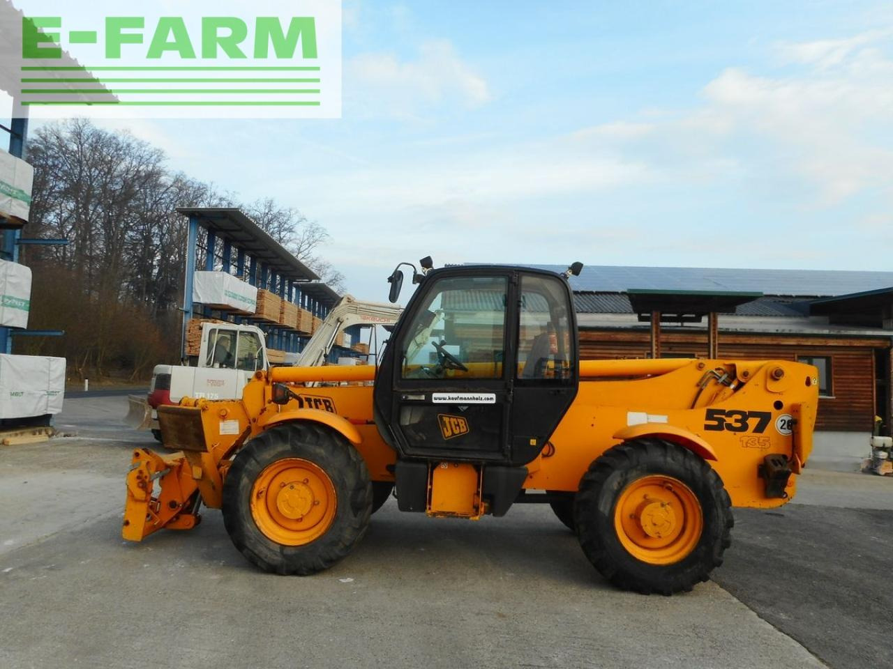 JCB 537-135 ( 3,7t - 13,5m ) - מפעיל טלסקופי: תמונה 1 JCB 537-135 ( 3,7t - 13,5m ) - מפעיל טלסקופי: תמונה 1
