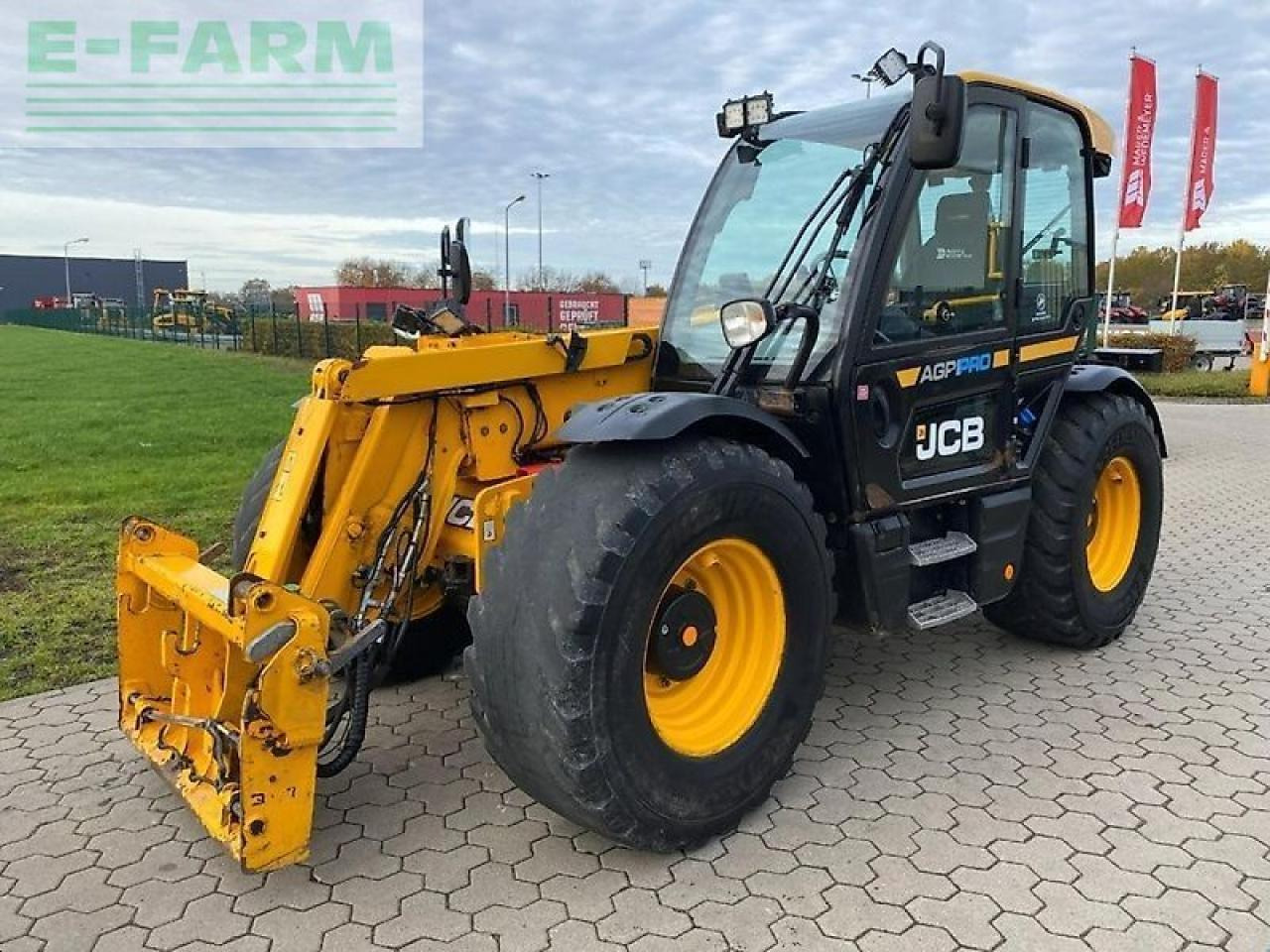 JCB 542-70 agripro - מפעיל טלסקופי: תמונה 1 JCB 542-70 agripro - מפעיל טלסקופי: תמונה 1