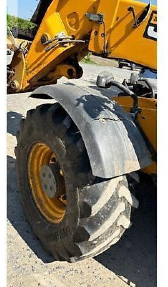 מפעיל טלסקופי JCB 550-80 agri plus: תמונה 8 מפעיל טלסקופי JCB 550-80 agri plus: תמונה 8