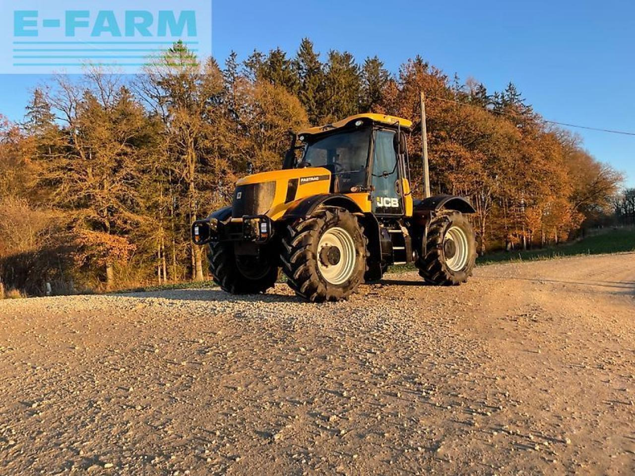 JCB fastrac 3200 - טרקטור חקלאי: תמונה 1 JCB fastrac 3200 - טרקטור חקלאי: תמונה 1
