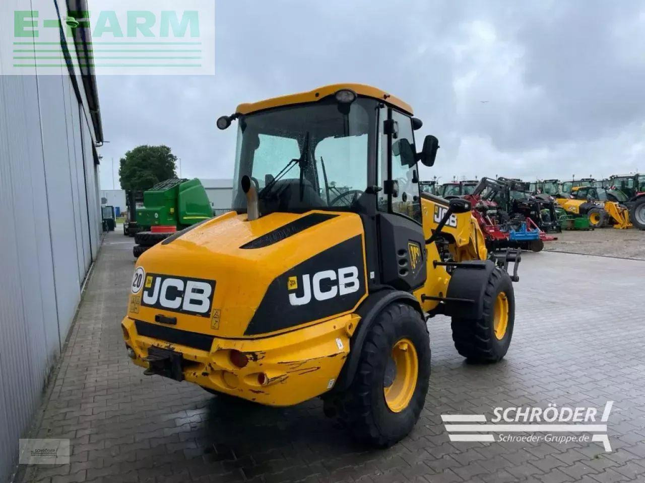 JCB tm 180 agri - מיני מחפר: תמונה 3 JCB tm 180 agri - מיני מחפר: תמונה 3