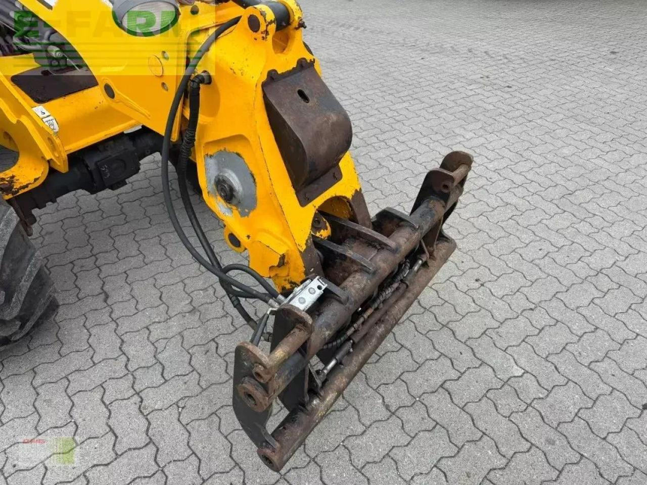 JCB tm 220 agri tele - מיני מחפר: תמונה 3 JCB tm 220 agri tele - מיני מחפר: תמונה 3