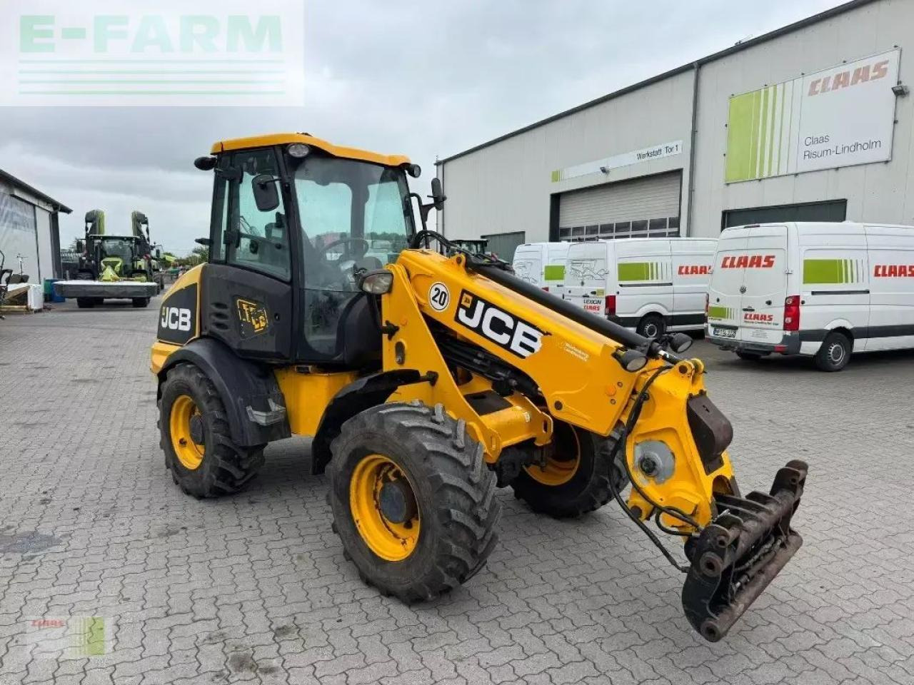 JCB tm 220 agri tele - מיני מחפר: תמונה 2 JCB tm 220 agri tele - מיני מחפר: תמונה 2