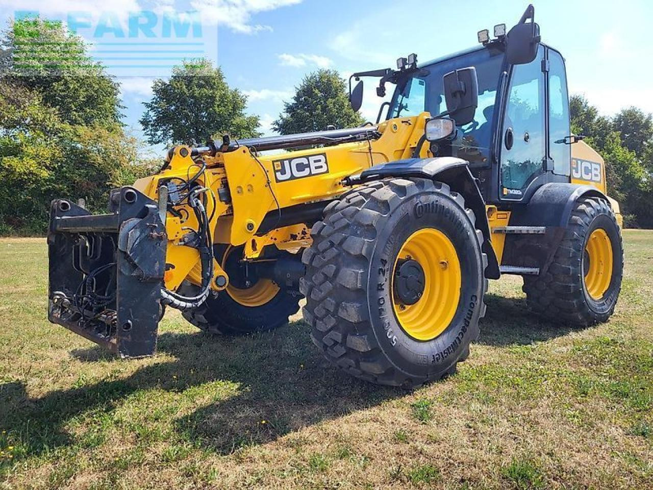 JCB tm 320s - מיני מחפר: תמונה 1 JCB tm 320s - מיני מחפר: תמונה 1