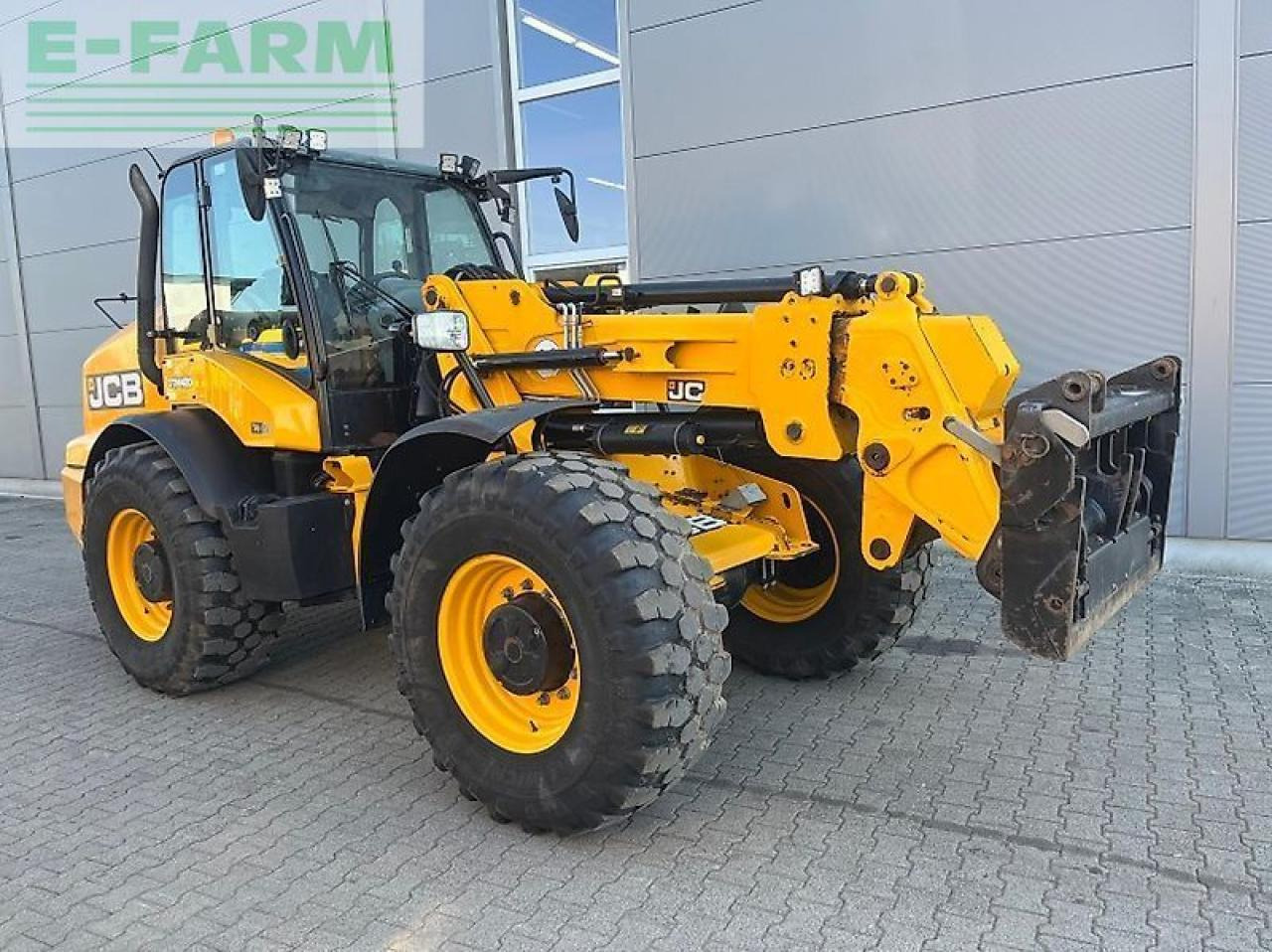 JCB tm 420 - מפעיל טלסקופי: תמונה 1 JCB tm 420 - מפעיל טלסקופי: תמונה 1