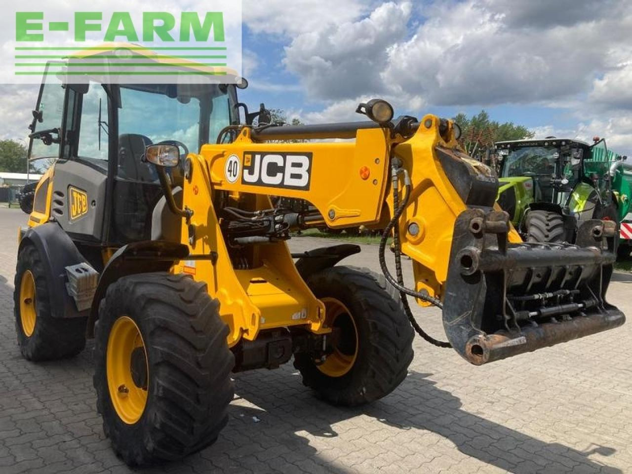 JCB tm220t4a - מיני מחפר: תמונה 3 JCB tm220t4a - מיני מחפר: תמונה 3