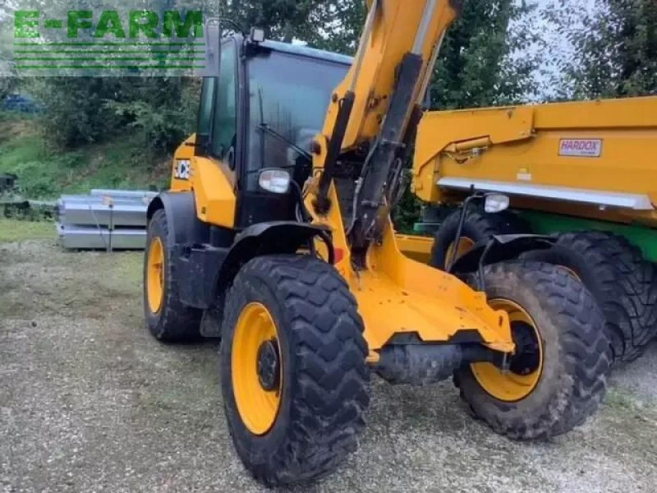 JCB tm320 - מפעיל טלסקופי: תמונה 2 JCB tm320 - מפעיל טלסקופי: תמונה 2