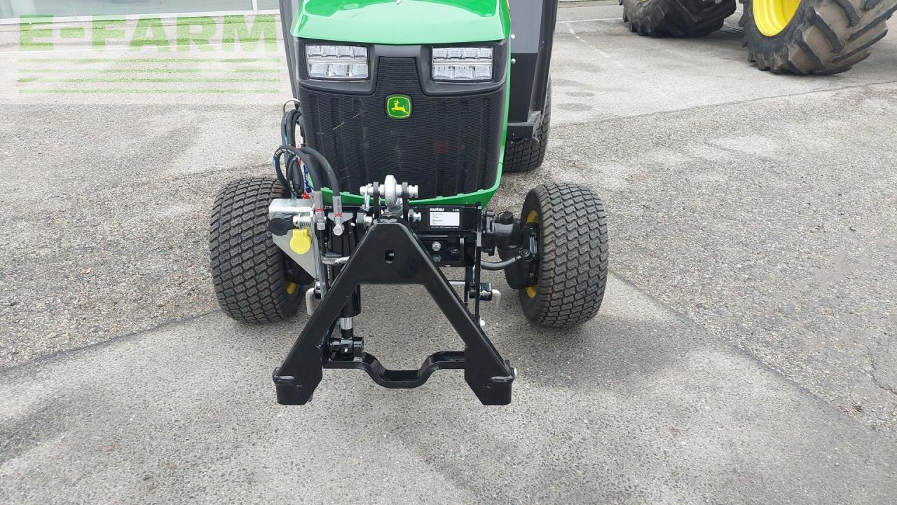 John Deere 1026R - טרקטור חקלאי: תמונה 3 John Deere 1026R - טרקטור חקלאי: תמונה 3