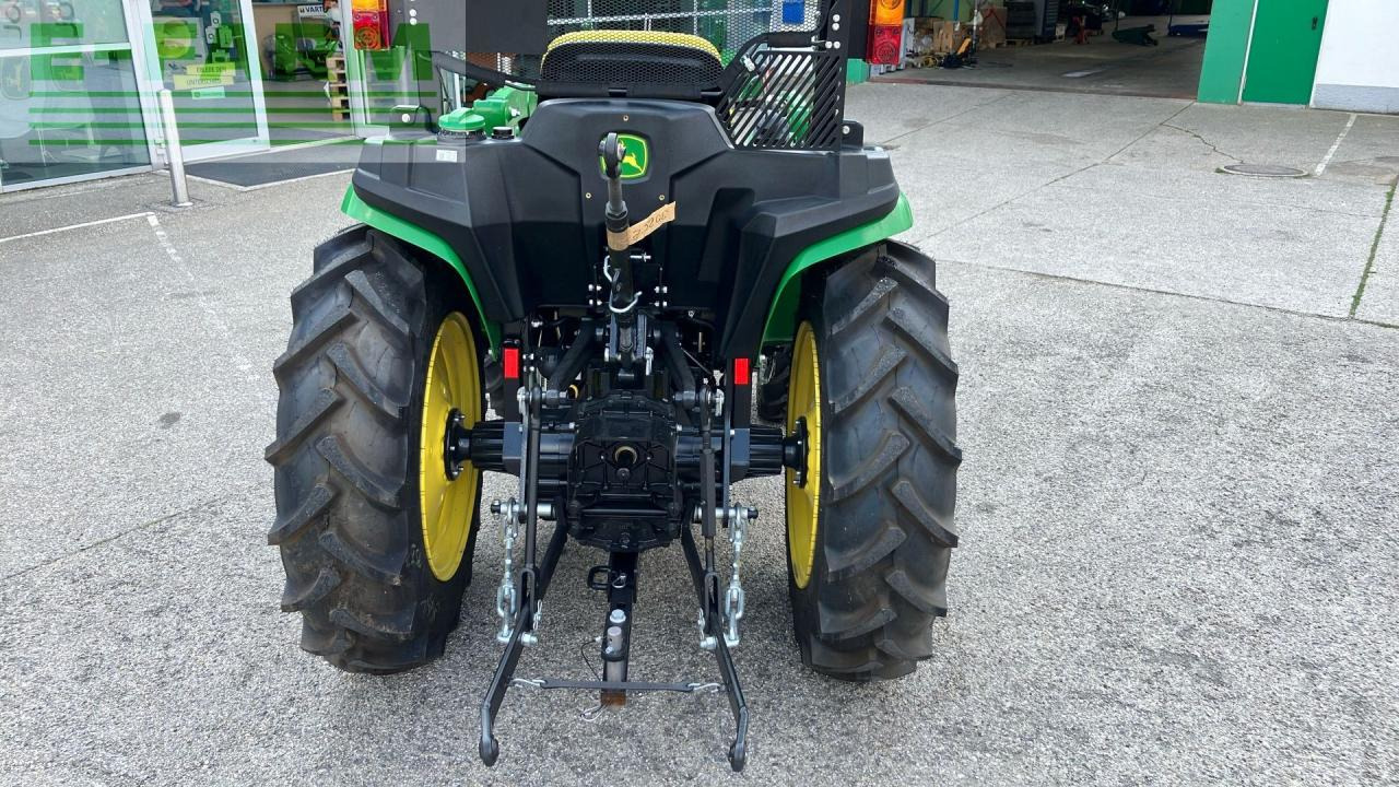 John Deere 3025E - טרקטור חקלאי: תמונה 5 John Deere 3025E - טרקטור חקלאי: תמונה 5