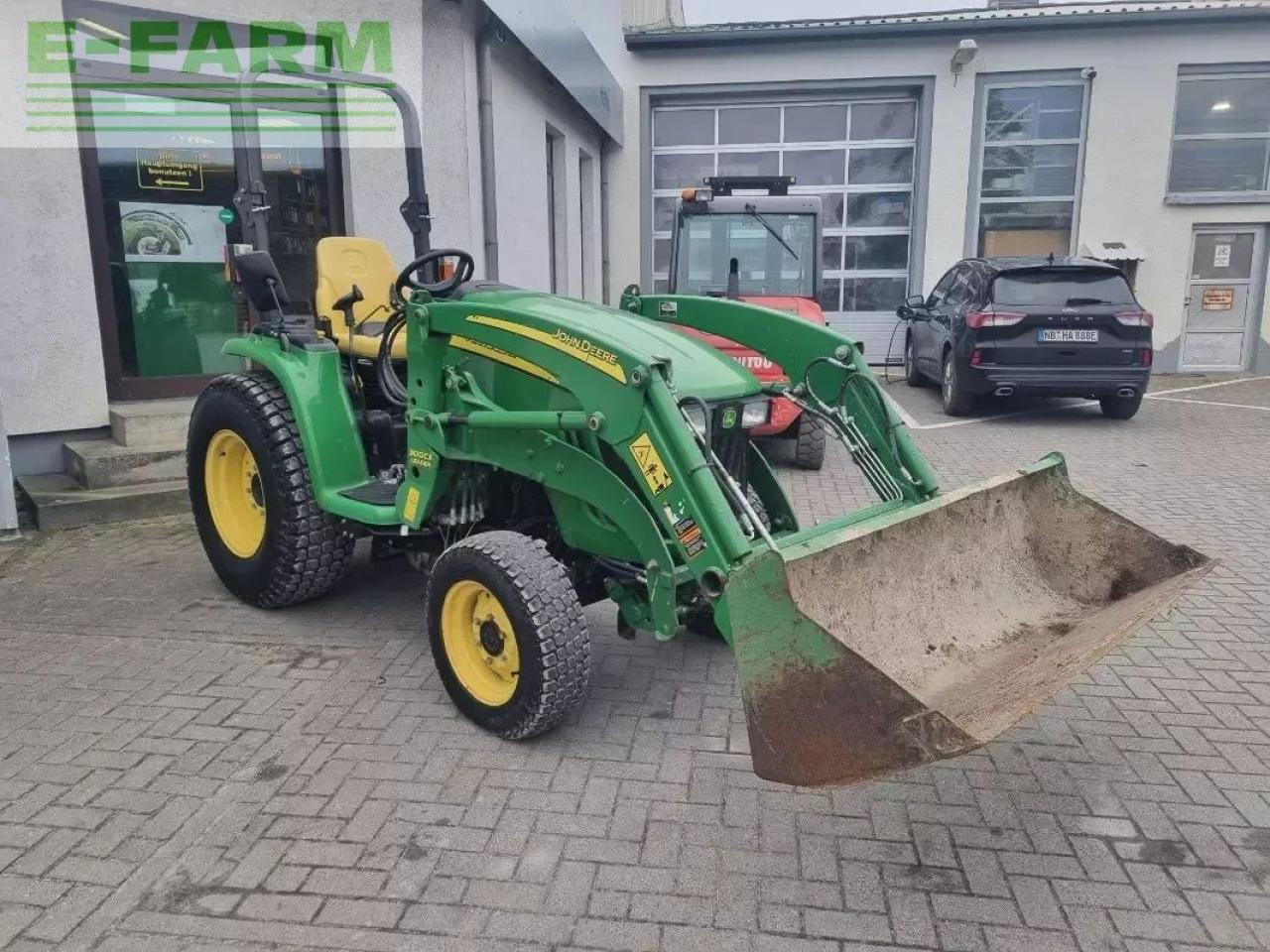 John Deere 3320 my11 - טרקטור חקלאי: תמונה 2 John Deere 3320 my11 - טרקטור חקלאי: תמונה 2