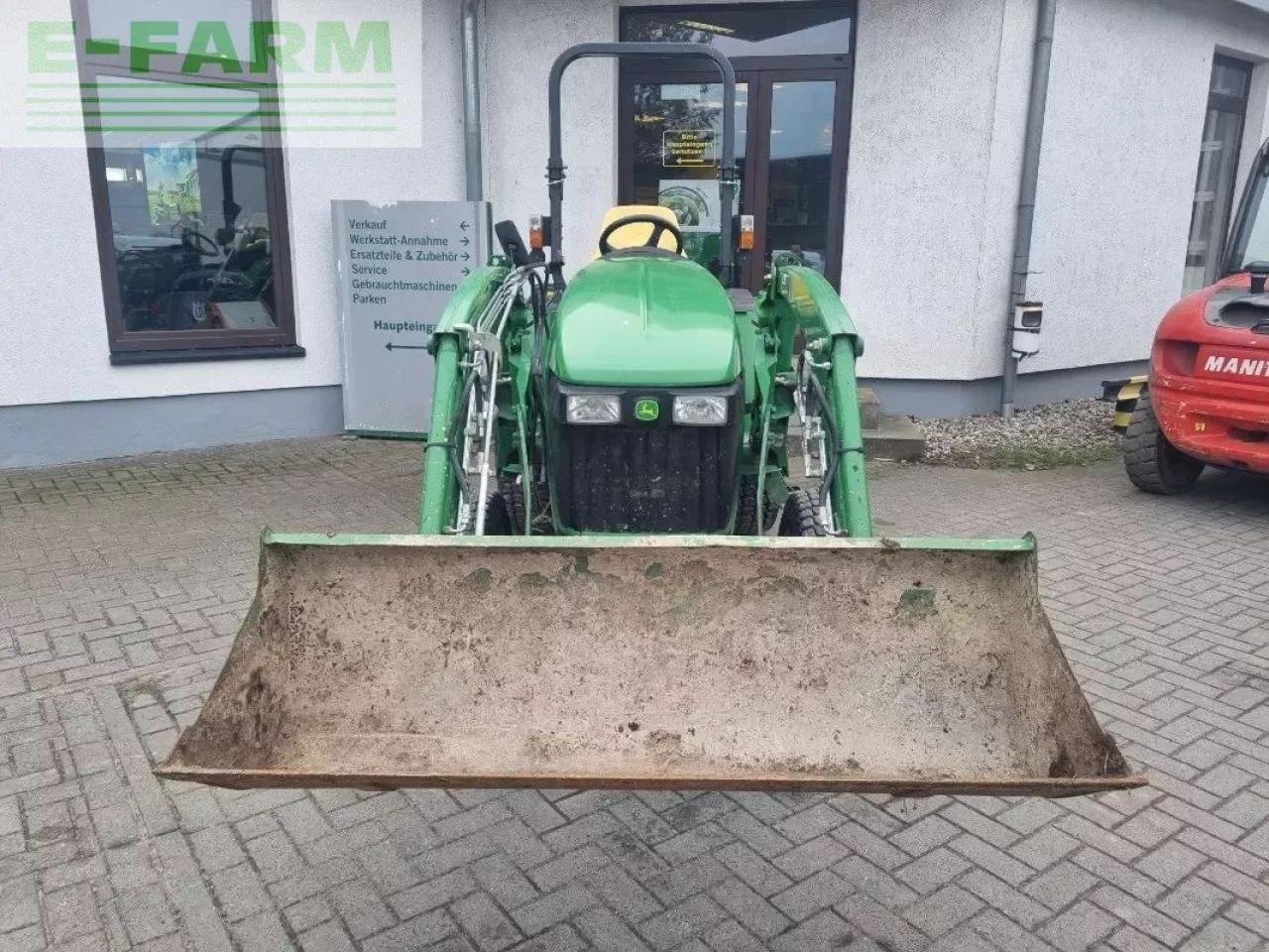 John Deere 3320 my11 - טרקטור חקלאי: תמונה 3 John Deere 3320 my11 - טרקטור חקלאי: תמונה 3