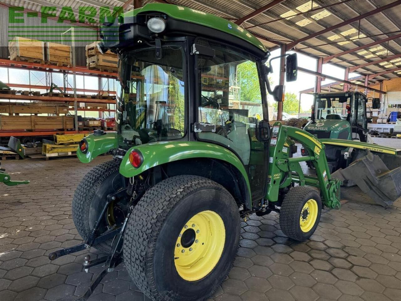 John Deere 3320 - טרקטור חקלאי: תמונה 3 John Deere 3320 - טרקטור חקלאי: תמונה 3