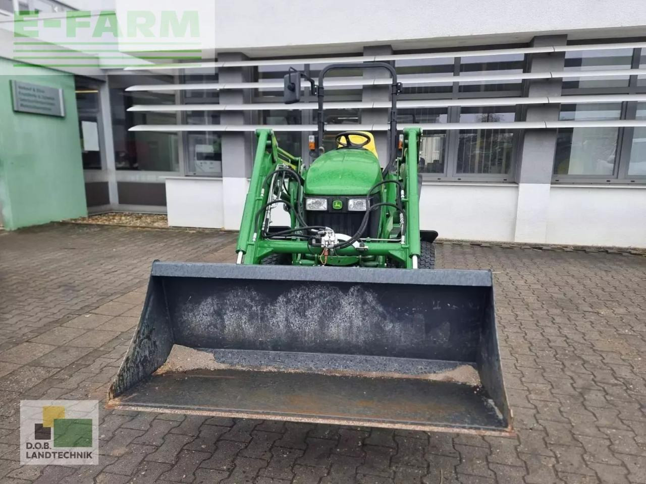 John Deere 3520 e-hydro - טרקטור חקלאי: תמונה 2 John Deere 3520 e-hydro - טרקטור חקלאי: תמונה 2