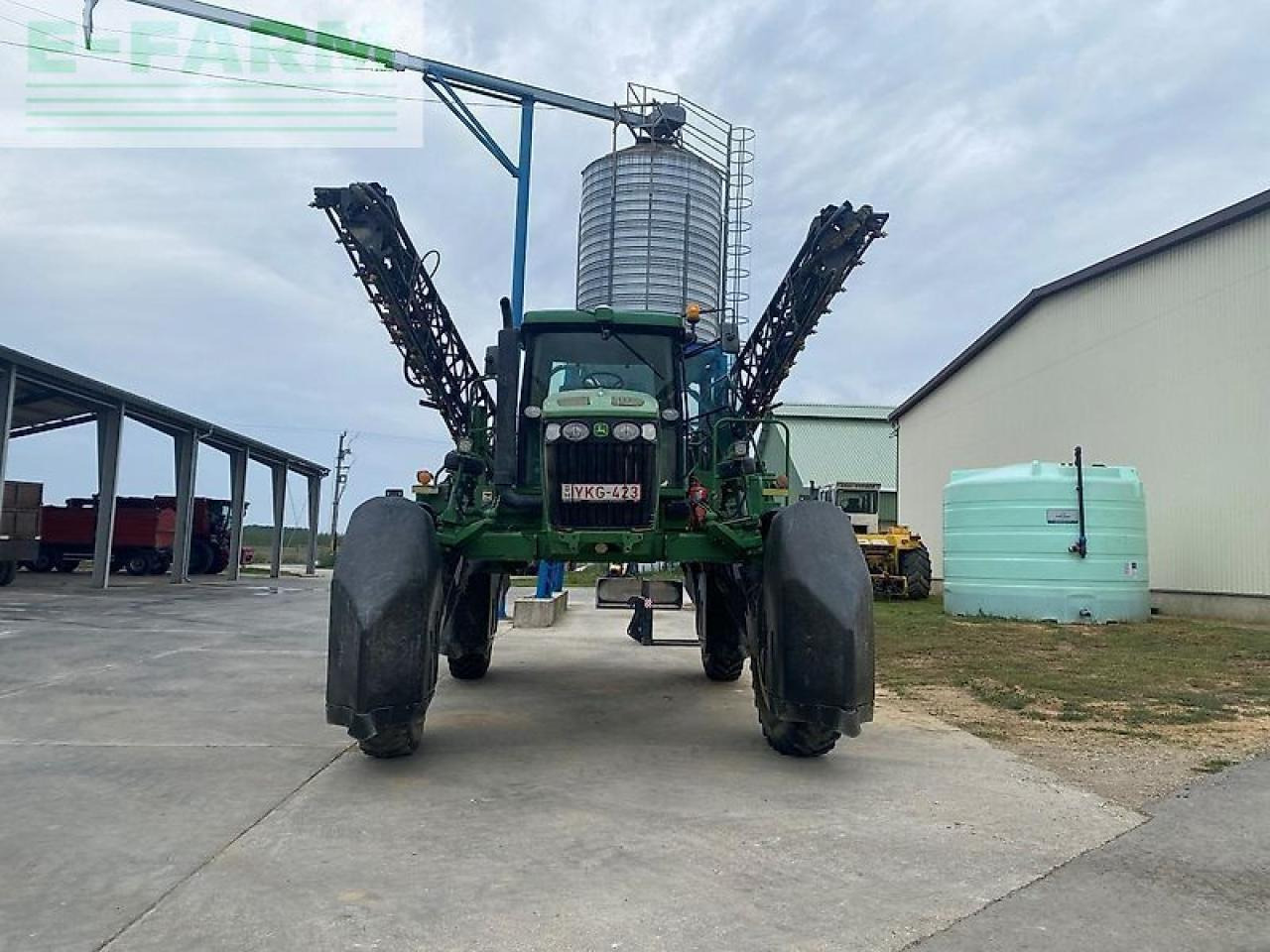 John Deere 4720 - מרסס נגרר: תמונה 2 John Deere 4720 - מרסס נגרר: תמונה 2