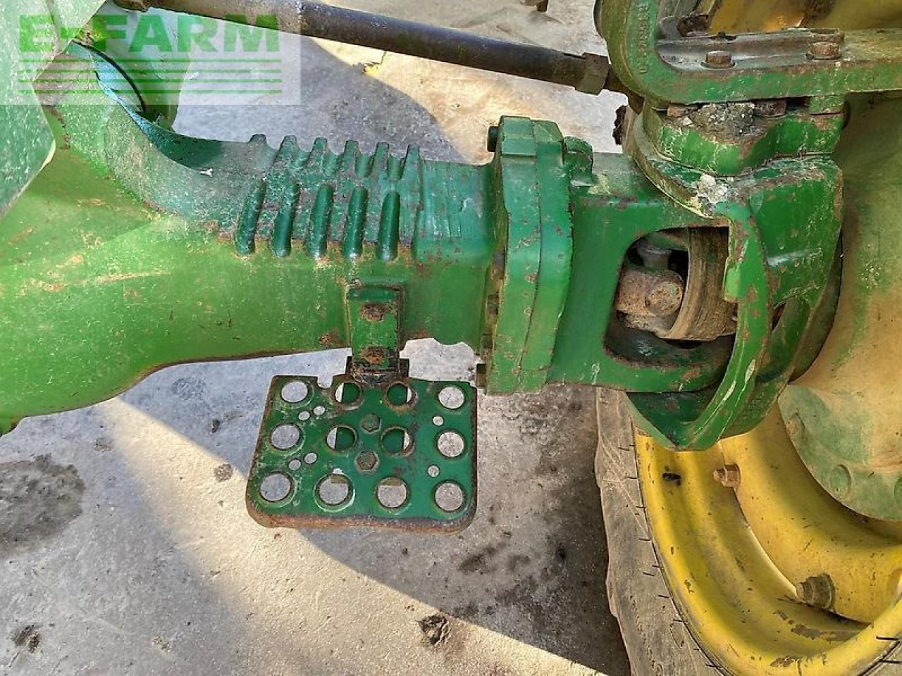 טרקטור חקלאי John Deere 4755: תמונה 9