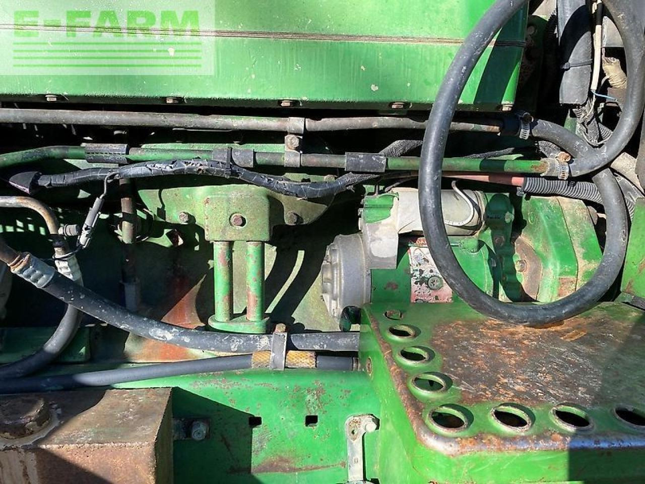 טרקטור חקלאי John Deere 4755: תמונה 17