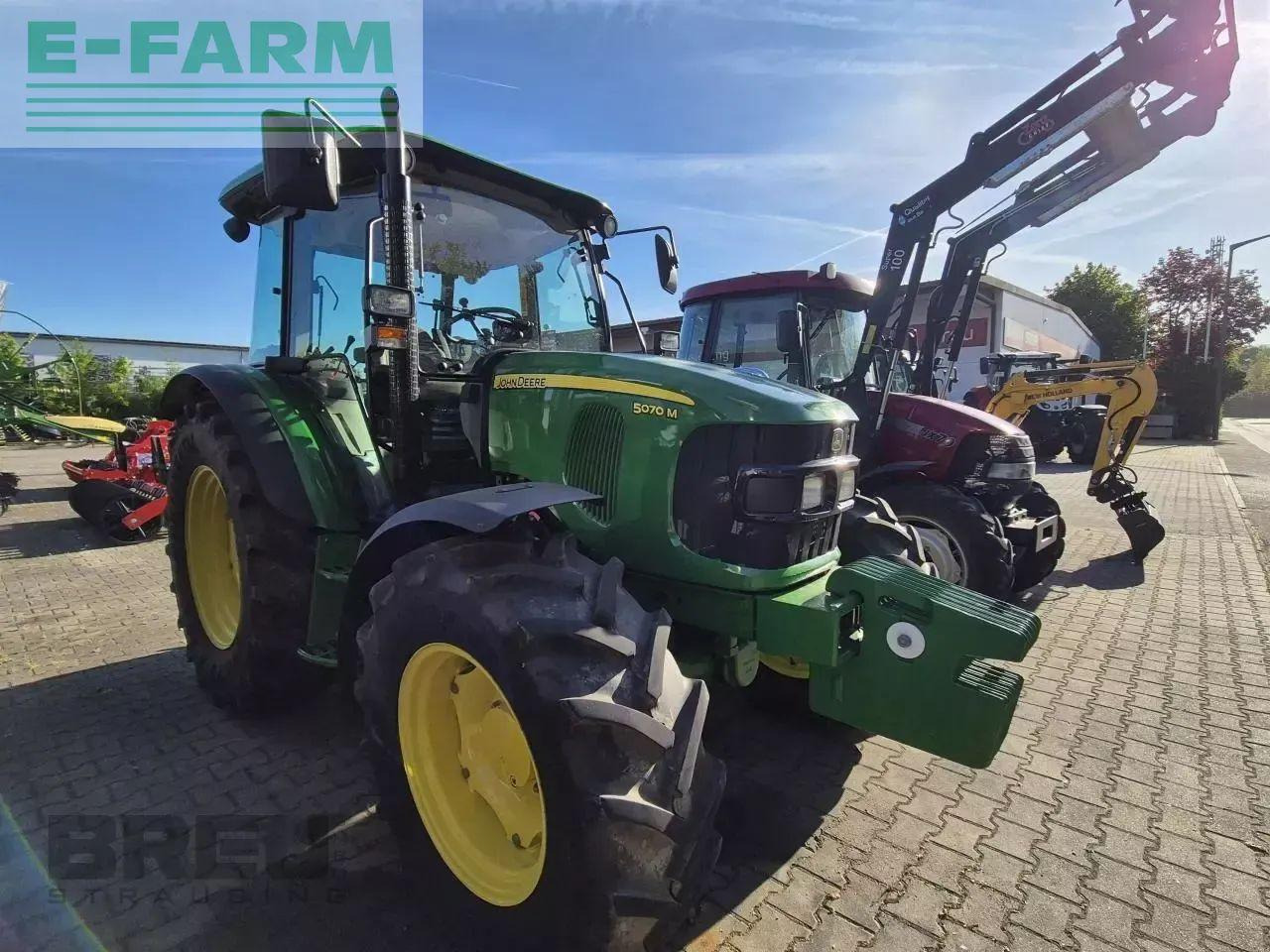 John Deere 5070 m - טרקטור חקלאי: תמונה 2 John Deere 5070 m - טרקטור חקלאי: תמונה 2
