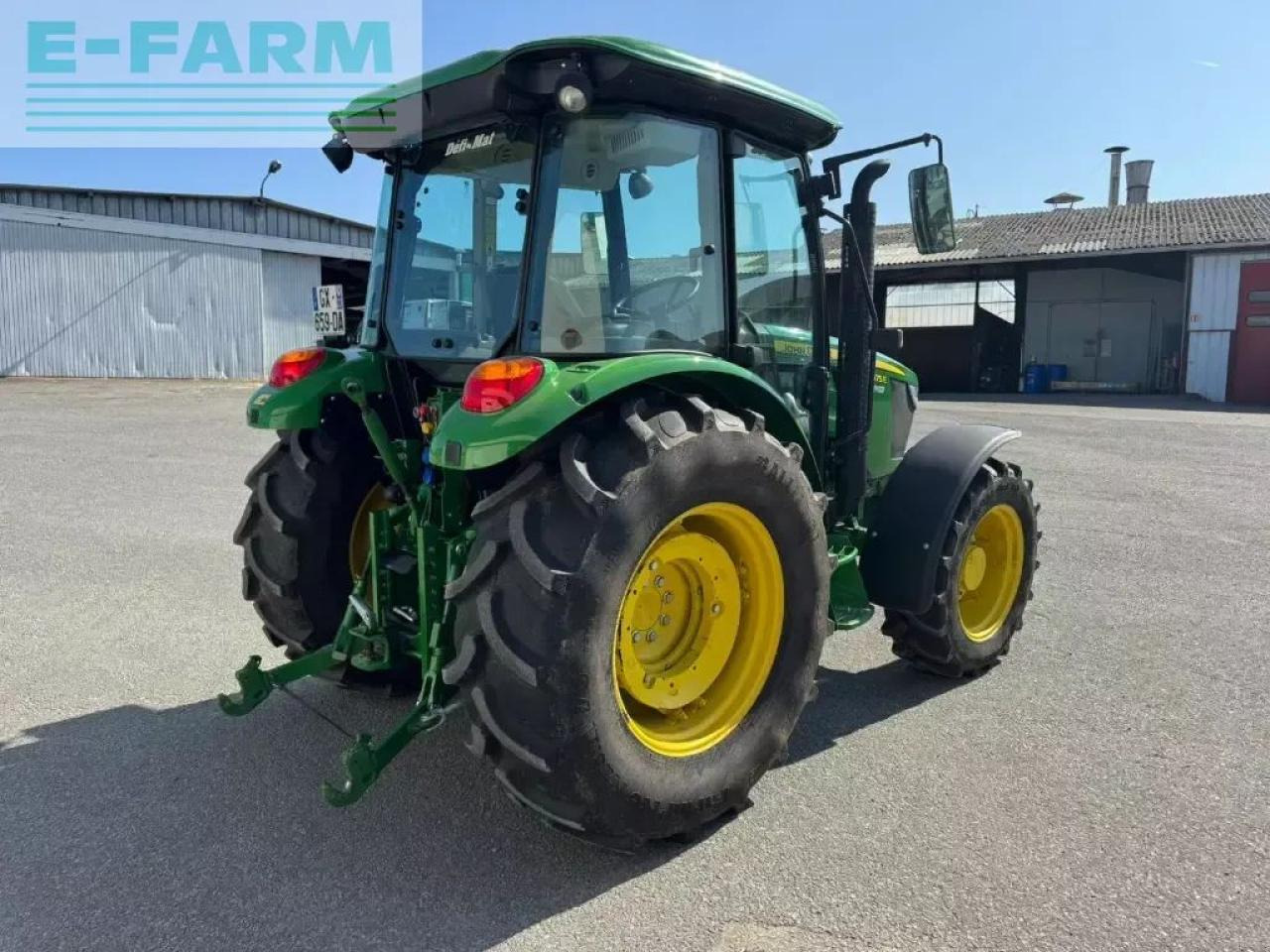 John Deere 5075 e power reverser 24/12 - טרקטור חקלאי: תמונה 3 John Deere 5075 e power reverser 24/12 - טרקטור חקלאי: תמונה 3