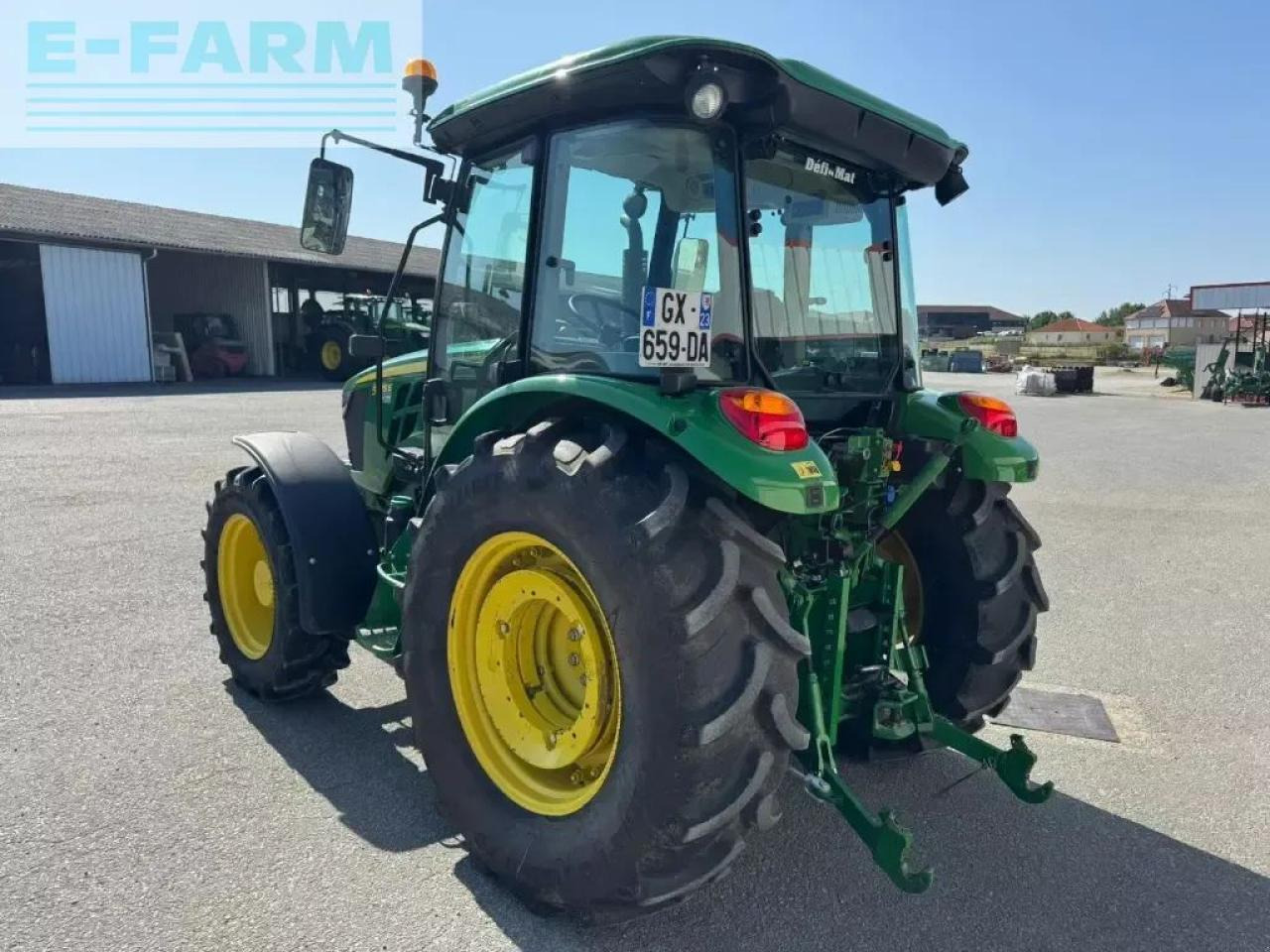 John Deere 5075 e power reverser 24/12 - טרקטור חקלאי: תמונה 4 John Deere 5075 e power reverser 24/12 - טרקטור חקלאי: תמונה 4