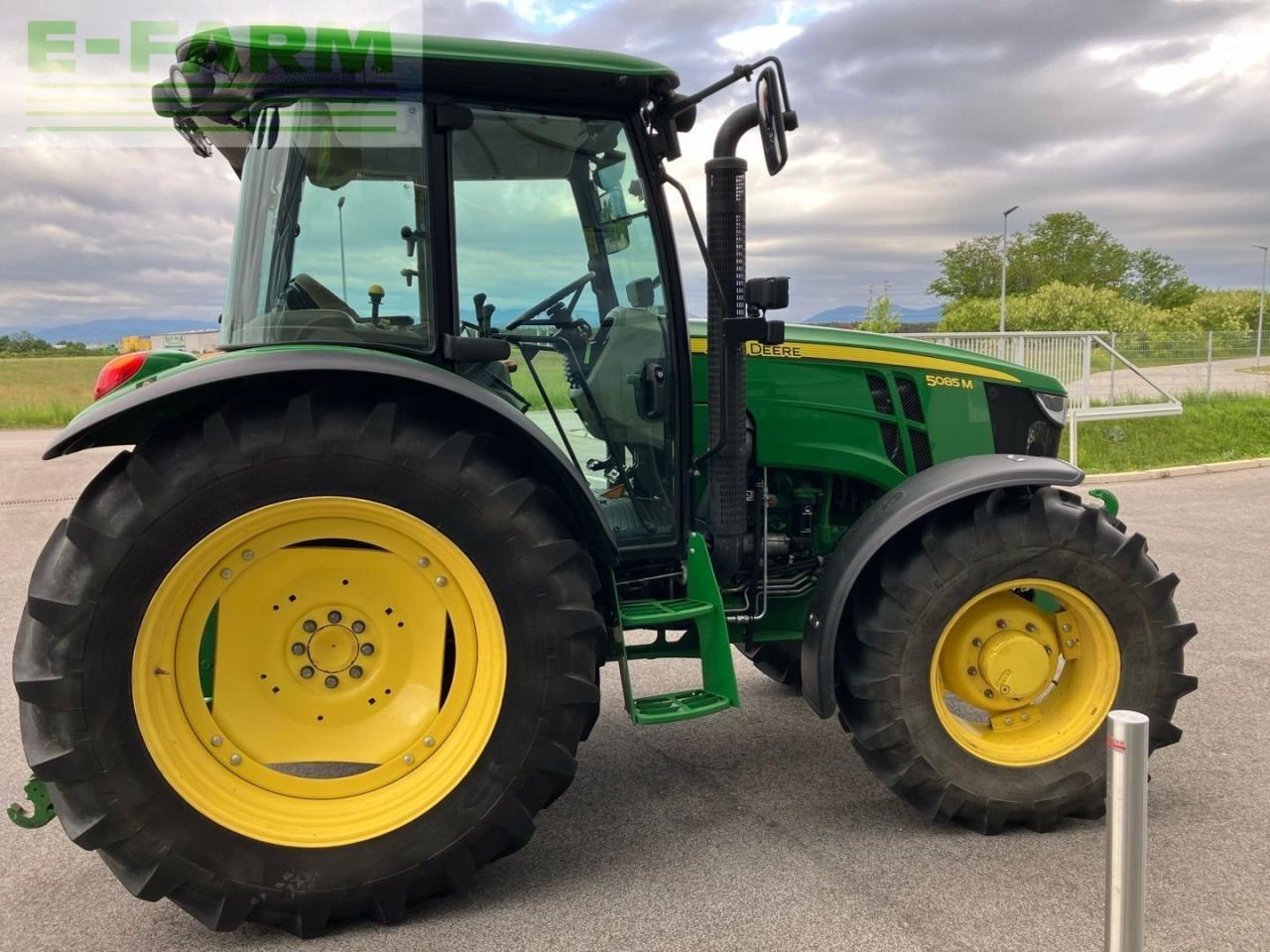 John Deere 5085M - טרקטור חקלאי: תמונה 5 John Deere 5085M - טרקטור חקלאי: תמונה 5