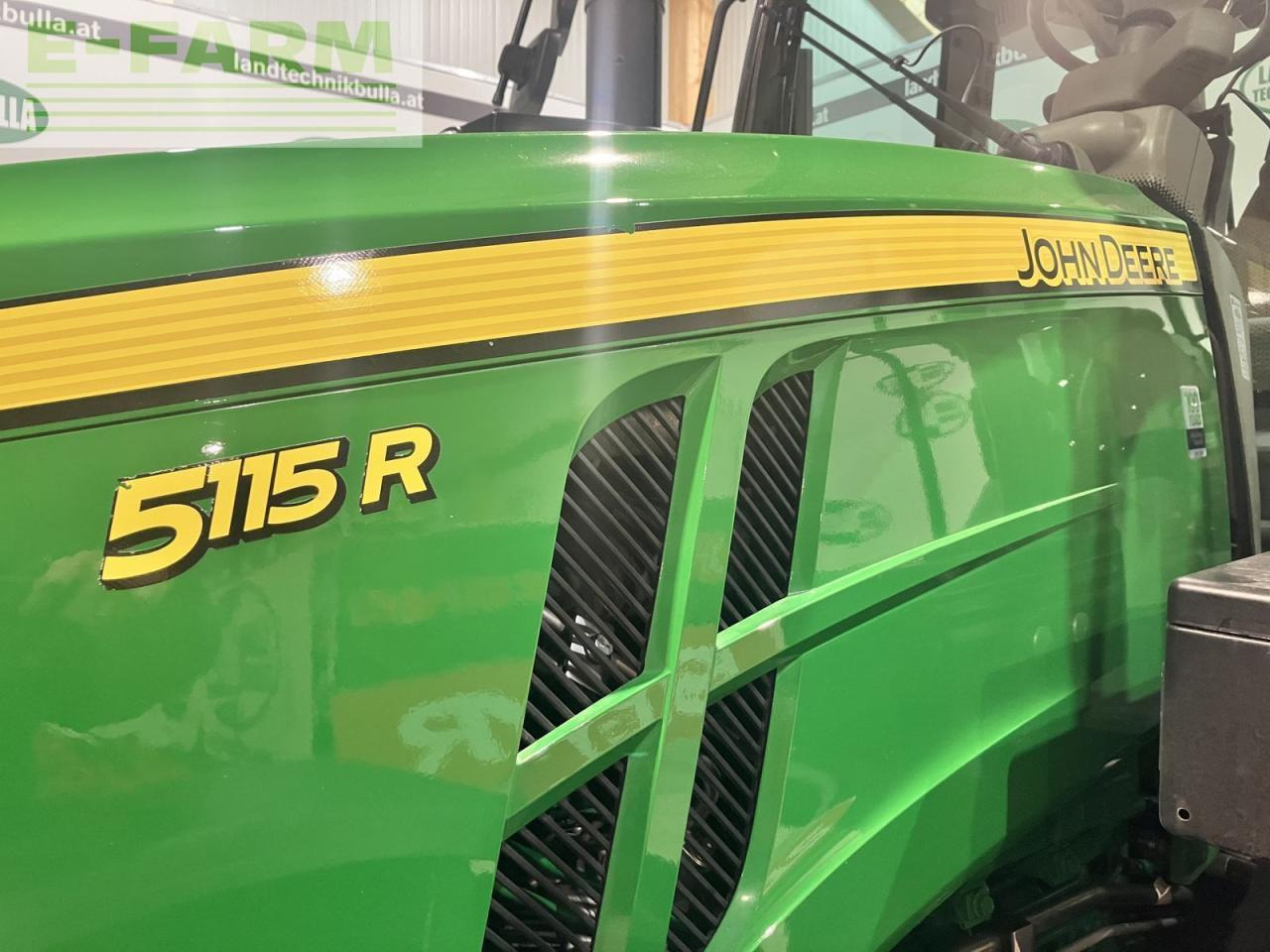 John Deere 5115r - טרקטור חקלאי: תמונה 5 John Deere 5115r - טרקטור חקלאי: תמונה 5