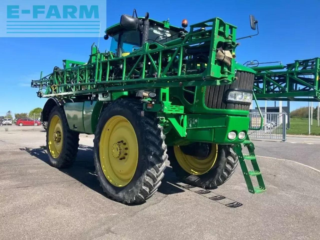 John Deere 5430 i - מרסס נגרר: תמונה 1 John Deere 5430 i - מרסס נגרר: תמונה 1
