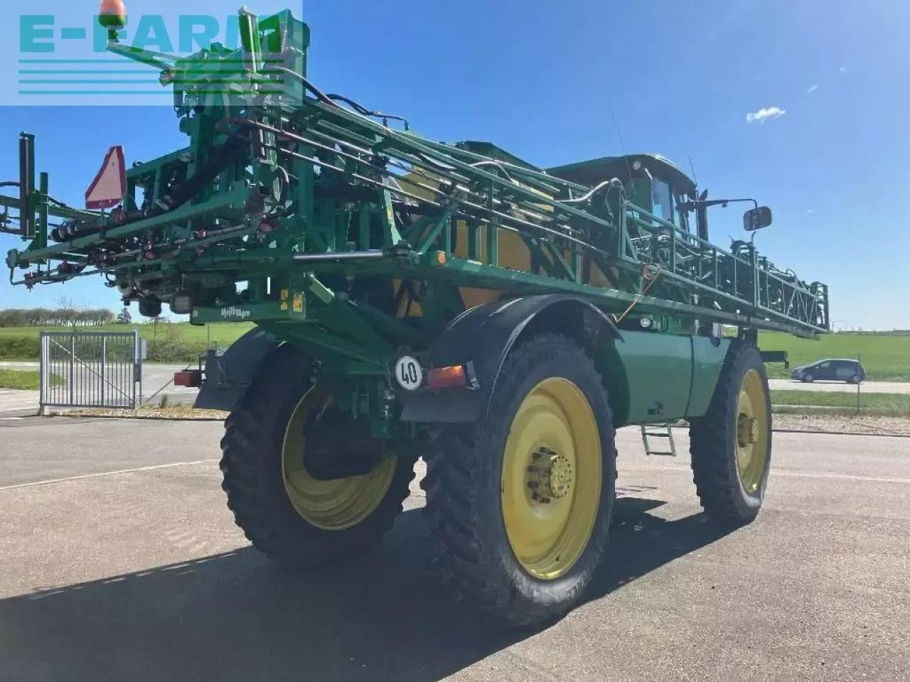 John Deere 5430 i - מרסס נגרר: תמונה 4 John Deere 5430 i - מרסס נגרר: תמונה 4
