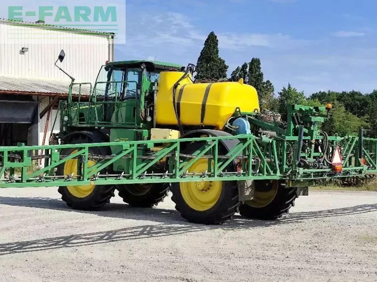 John Deere 5430i - מרסס נגרר: תמונה 2 John Deere 5430i - מרסס נגרר: תמונה 2