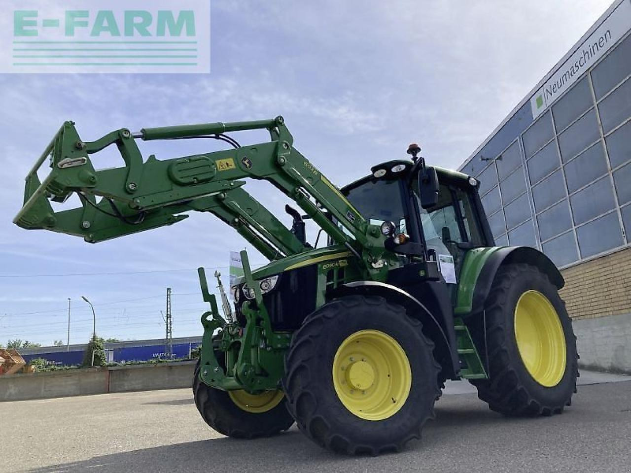 John Deere 6090 m - טרקטור חקלאי: תמונה 1 John Deere 6090 m - טרקטור חקלאי: תמונה 1