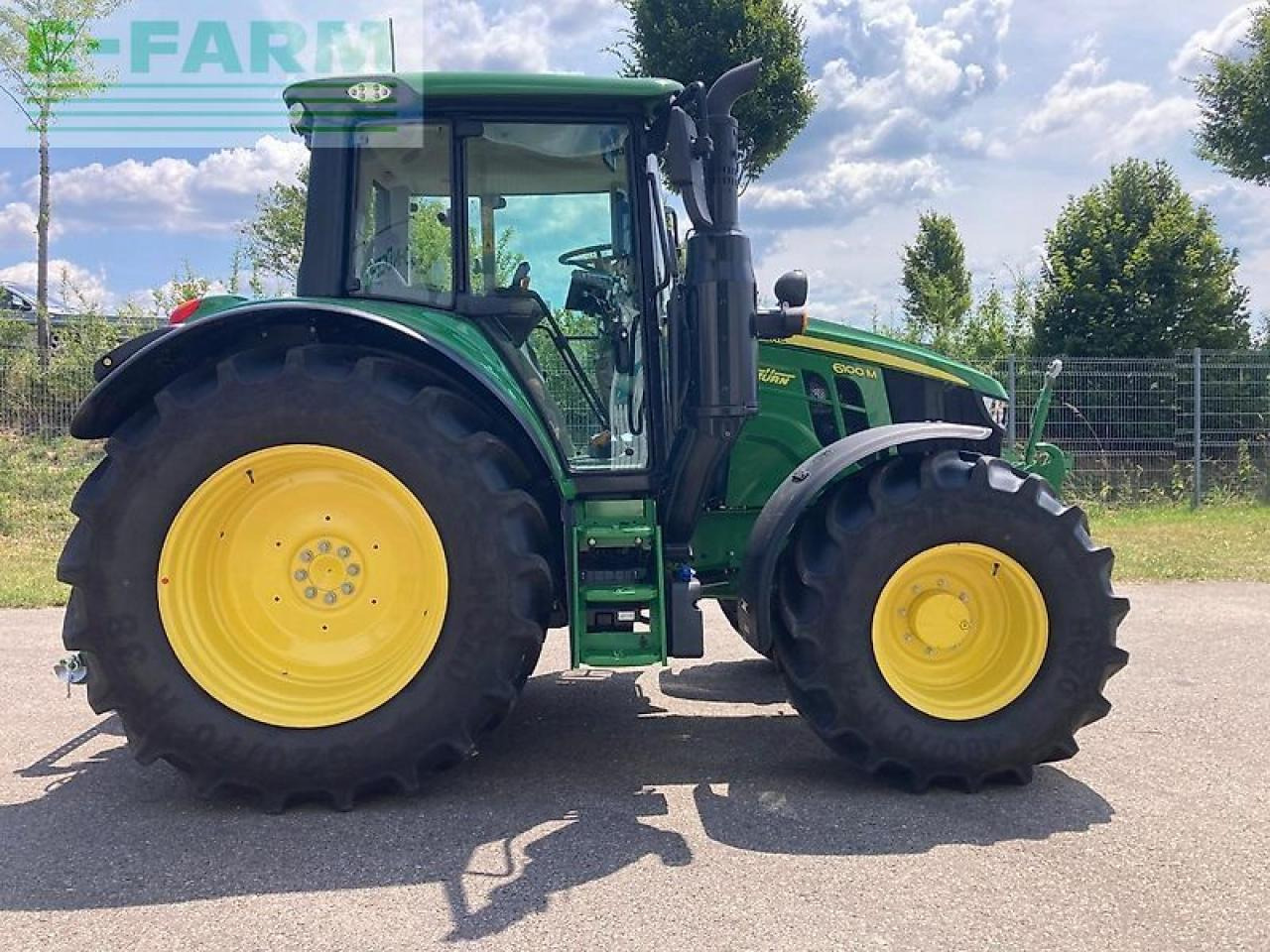 John Deere 6100m - טרקטור חקלאי: תמונה 2 John Deere 6100m - טרקטור חקלאי: תמונה 2