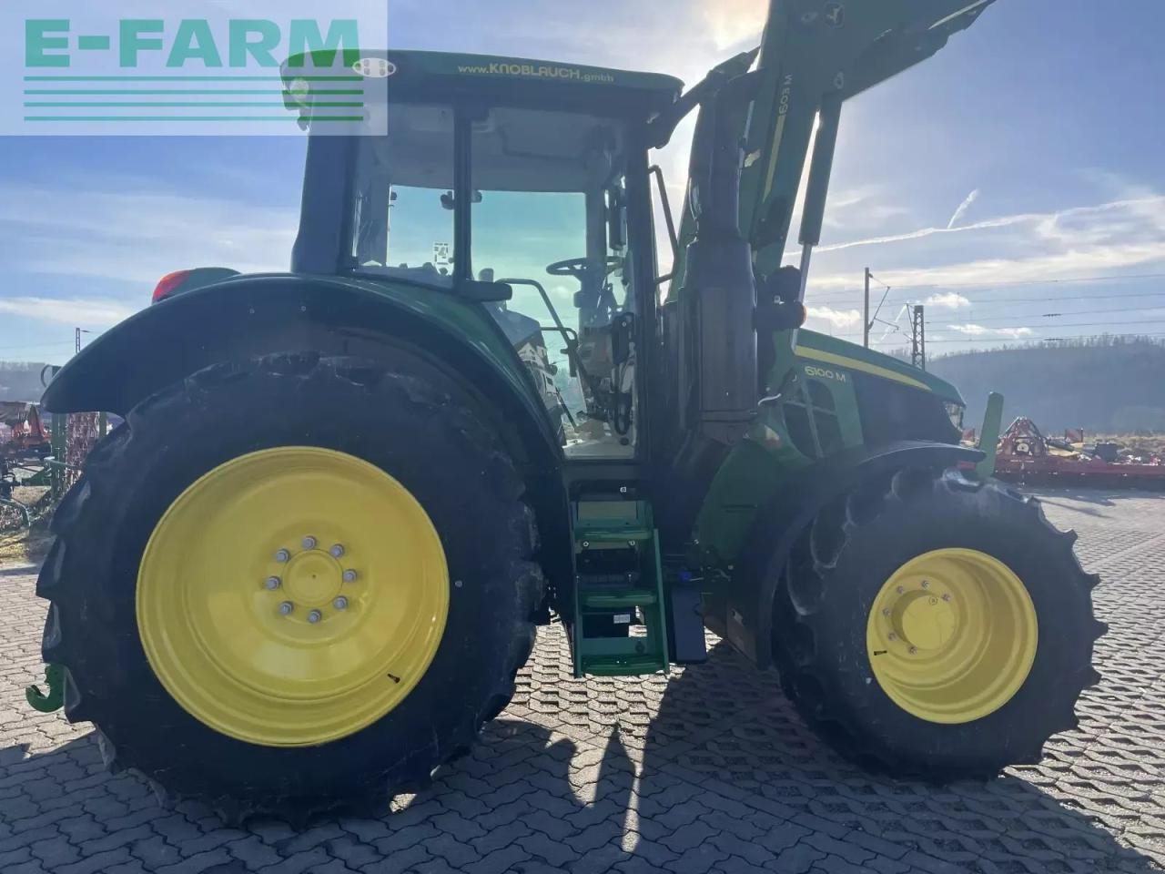John Deere 6100m - טרקטור חקלאי: תמונה 3 John Deere 6100m - טרקטור חקלאי: תמונה 3