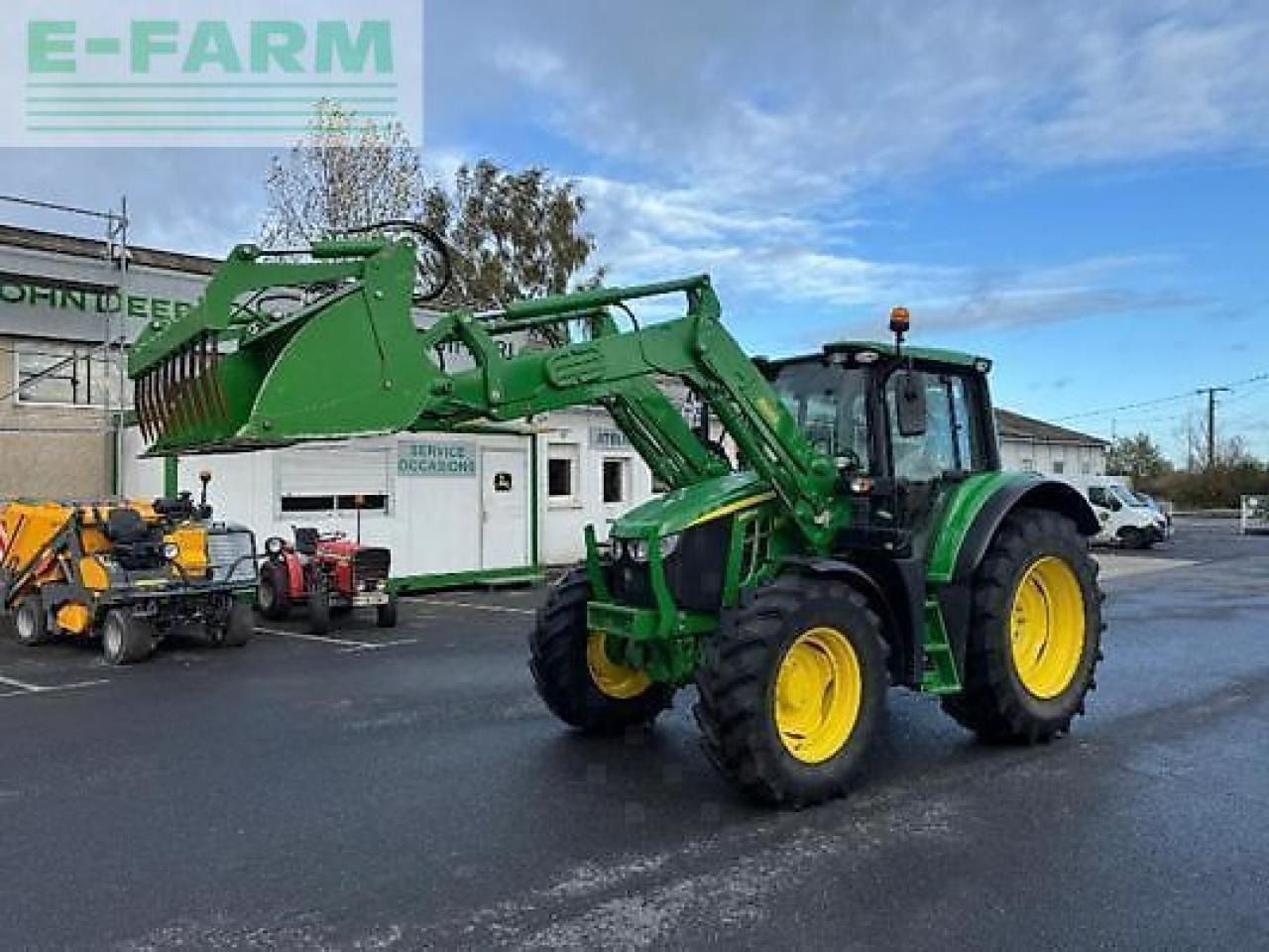 John Deere 6100m - טרקטור חקלאי: תמונה 1 John Deere 6100m - טרקטור חקלאי: תמונה 1