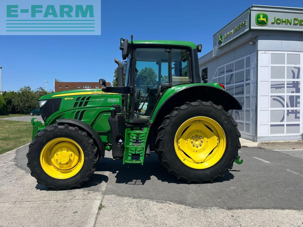 John Deere 6110M - טרקטור חקלאי: תמונה 2 John Deere 6110M - טרקטור חקלאי: תמונה 2