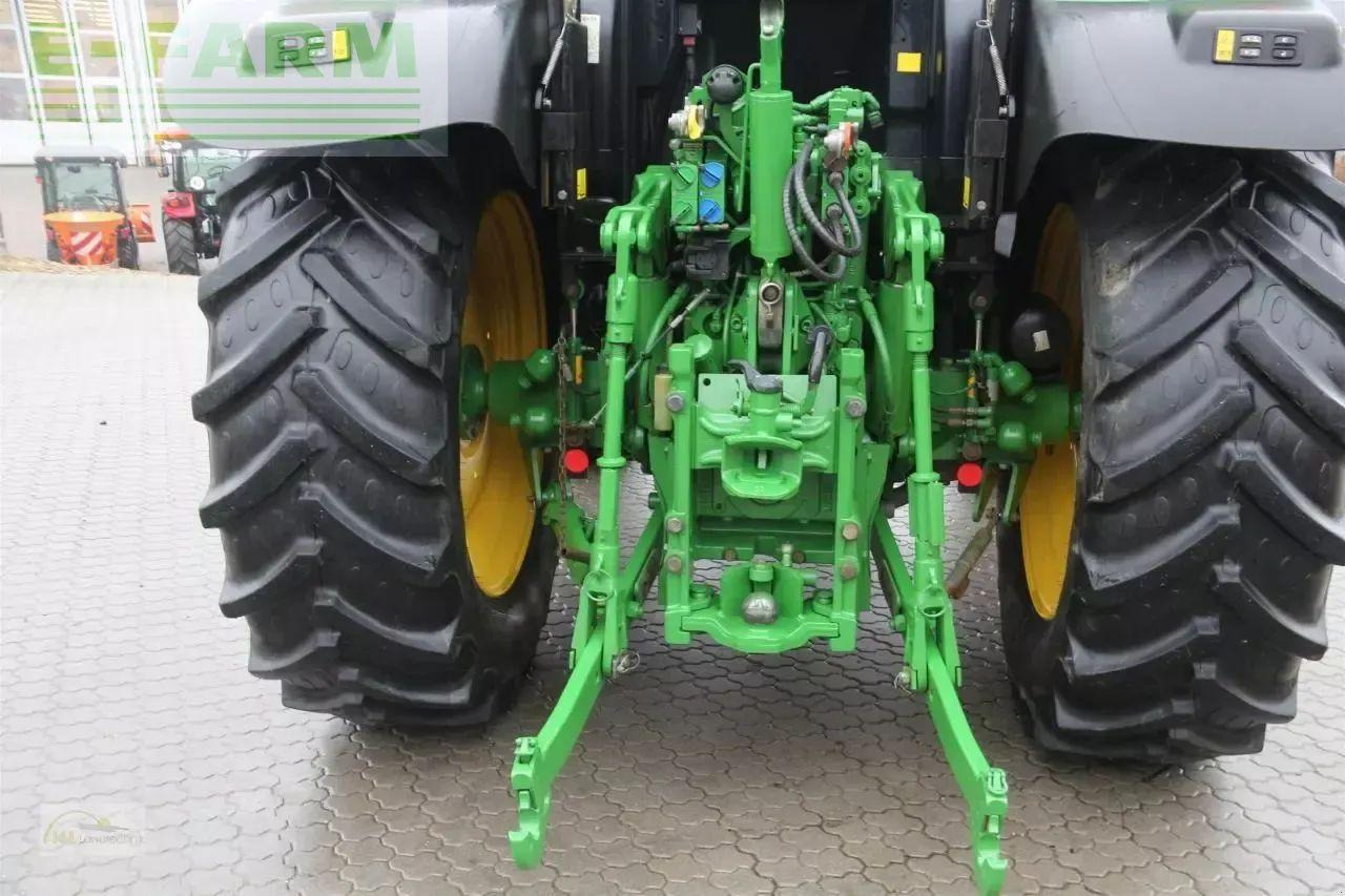 John Deere 6115 r - טרקטור חקלאי: תמונה 4 John Deere 6115 r - טרקטור חקלאי: תמונה 4