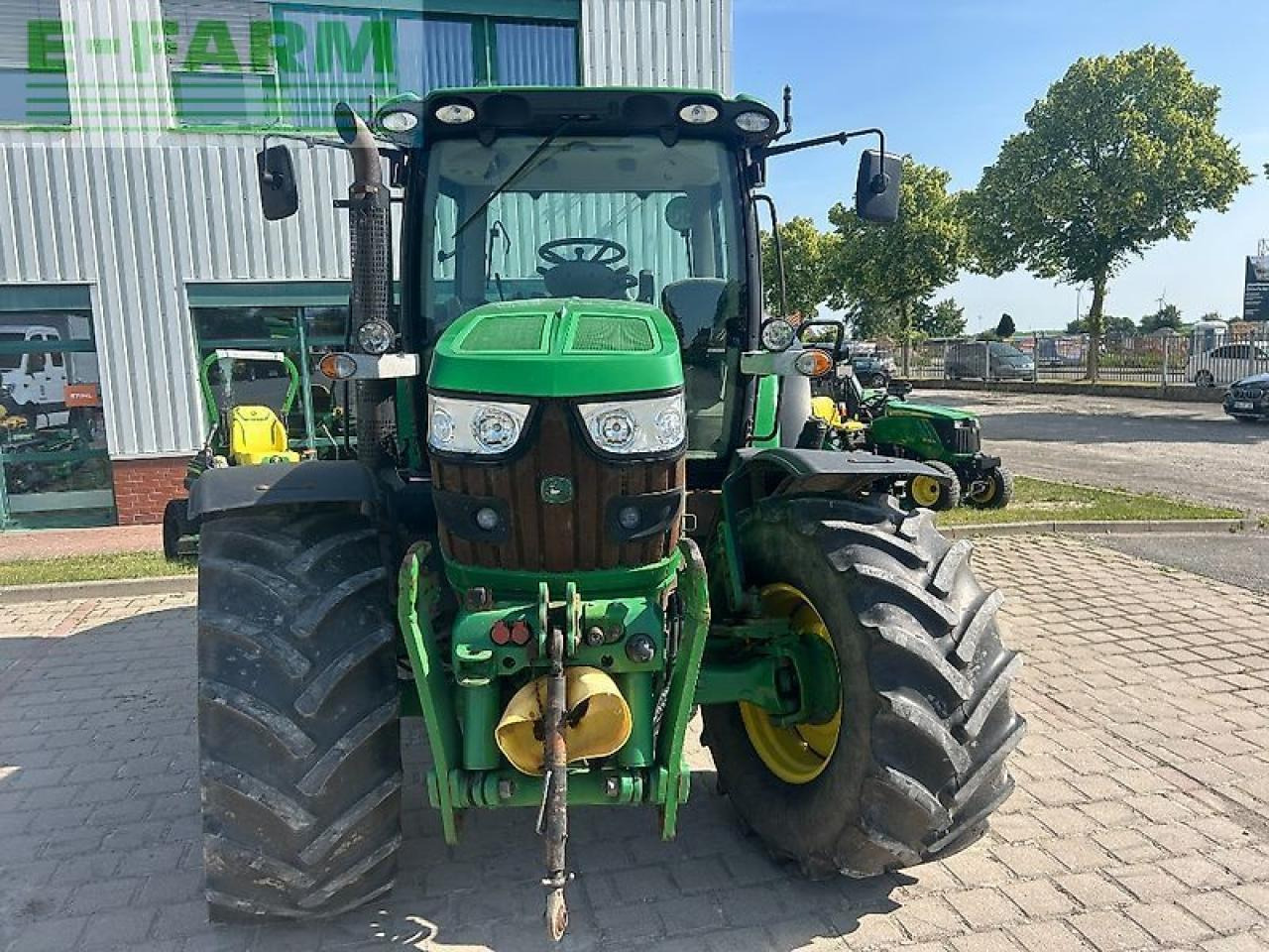 John Deere 6115r - טרקטור חקלאי: תמונה 2 John Deere 6115r - טרקטור חקלאי: תמונה 2