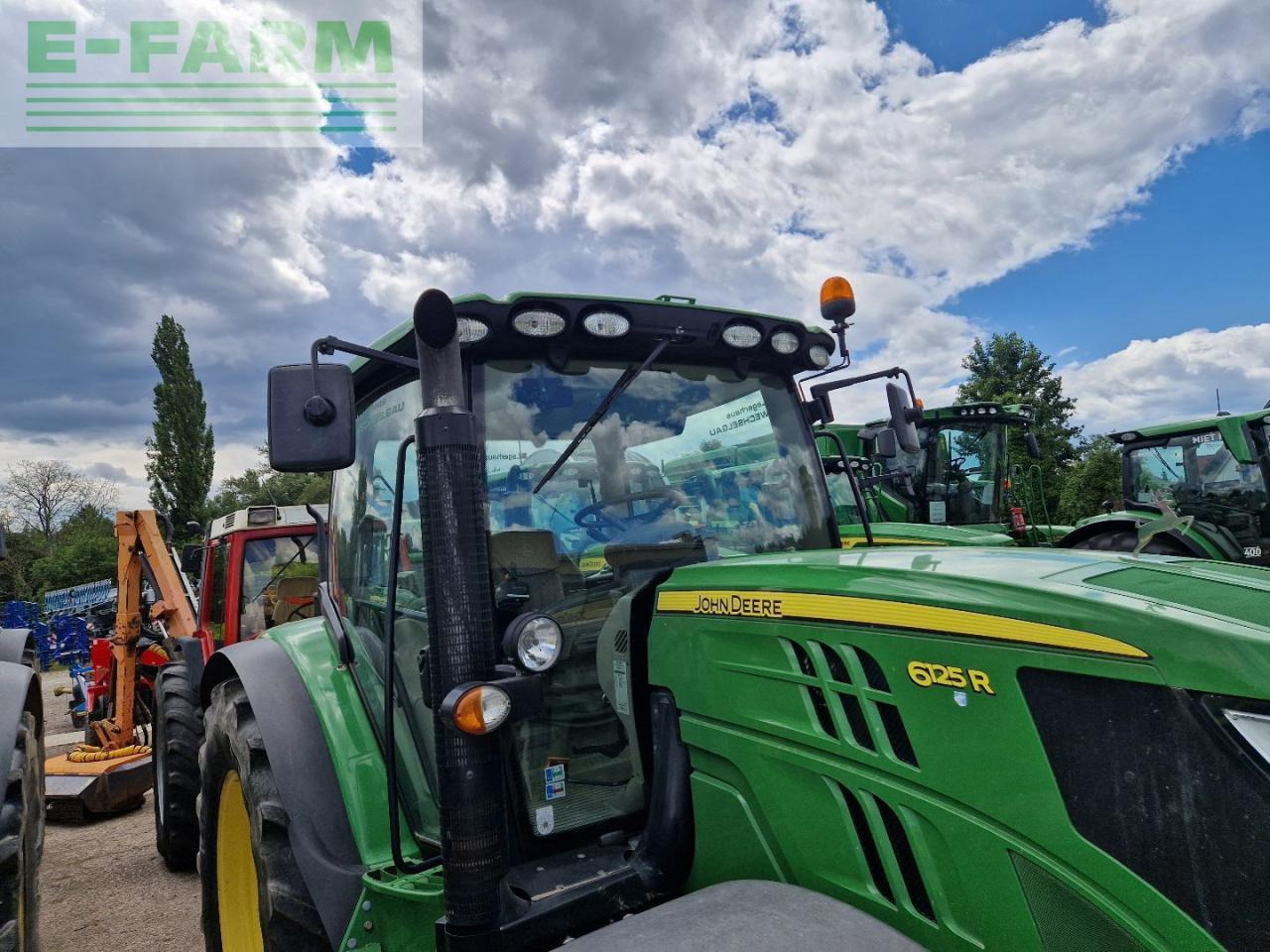 John Deere 6125R - טרקטור חקלאי: תמונה 4 John Deere 6125R - טרקטור חקלאי: תמונה 4