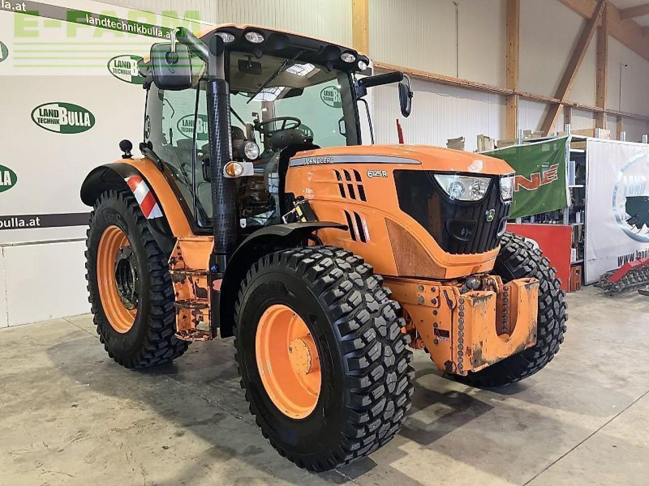 John Deere 6125r - טרקטור חקלאי: תמונה 2 John Deere 6125r - טרקטור חקלאי: תמונה 2