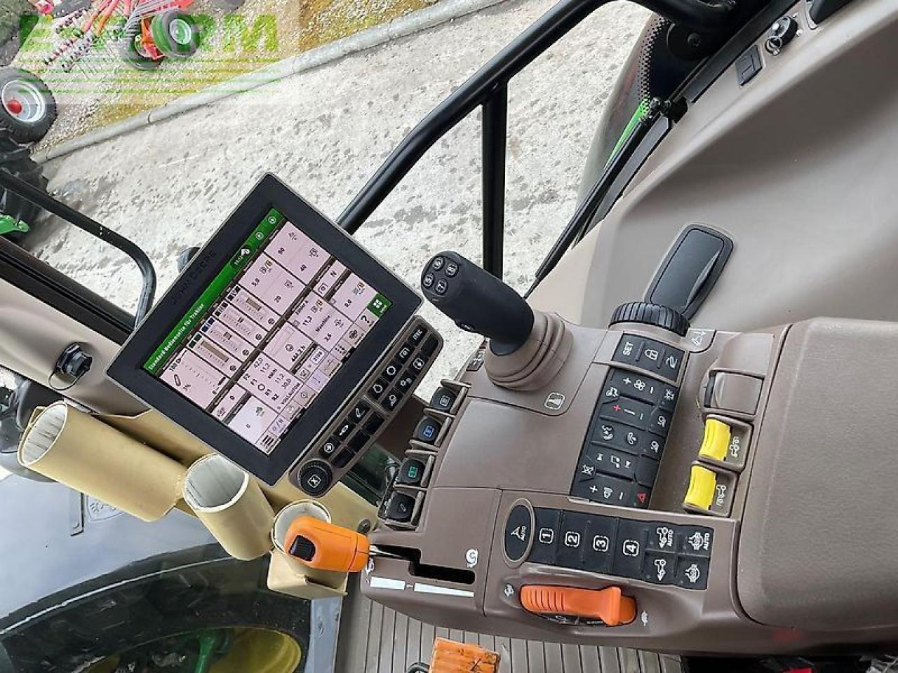 טרקטור חקלאי John Deere 6145r: תמונה 6 טרקטור חקלאי John Deere 6145r: תמונה 6